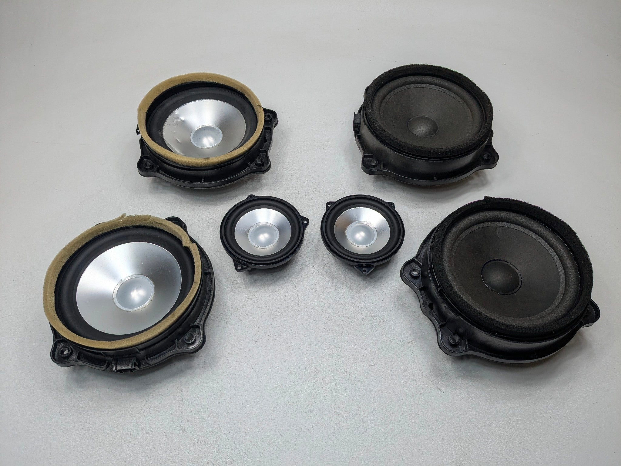 2010 - 2012 LAND ROVER RANGE ROVER OEM SPEAKER SET INTERIOR AUDIO SOUND SYSTEM