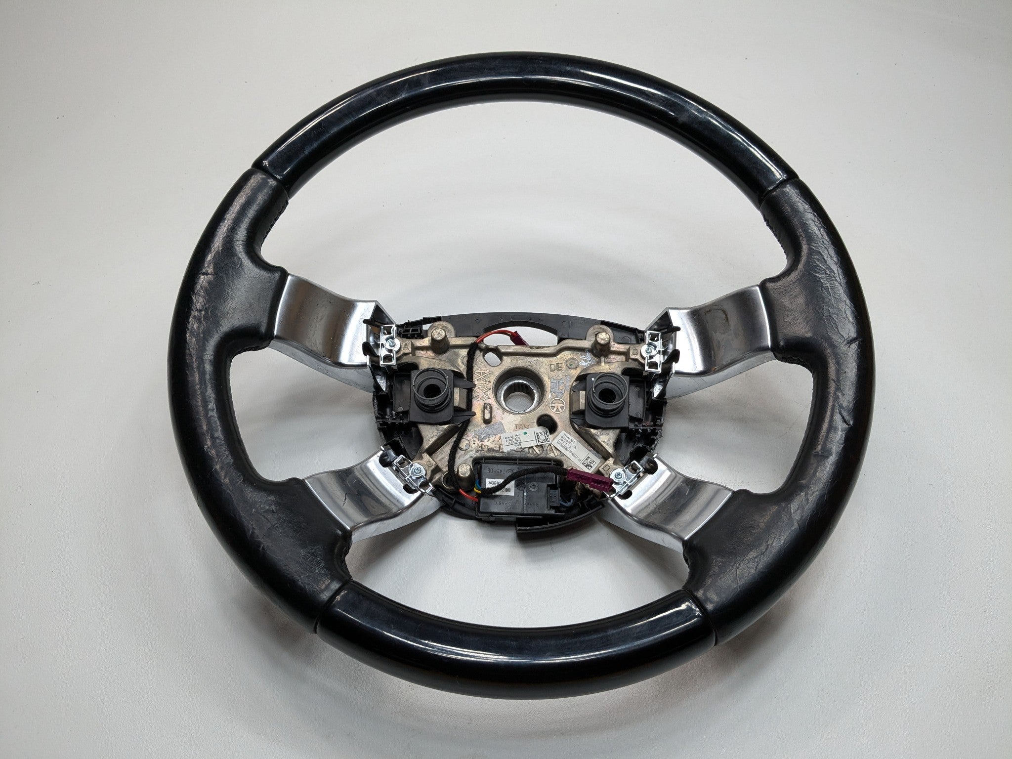 2010 - 2012 LAND ROVER RANGE ROVER OEM STEERING WHEEL BLACK