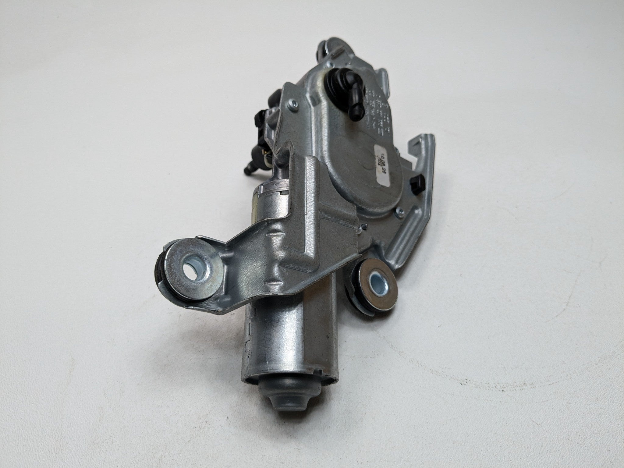 2010 - 2012 LAND ROVER RANGE ROVER OEM REAR WINDSHIELD WIPER MOTOR ASSEMBLY