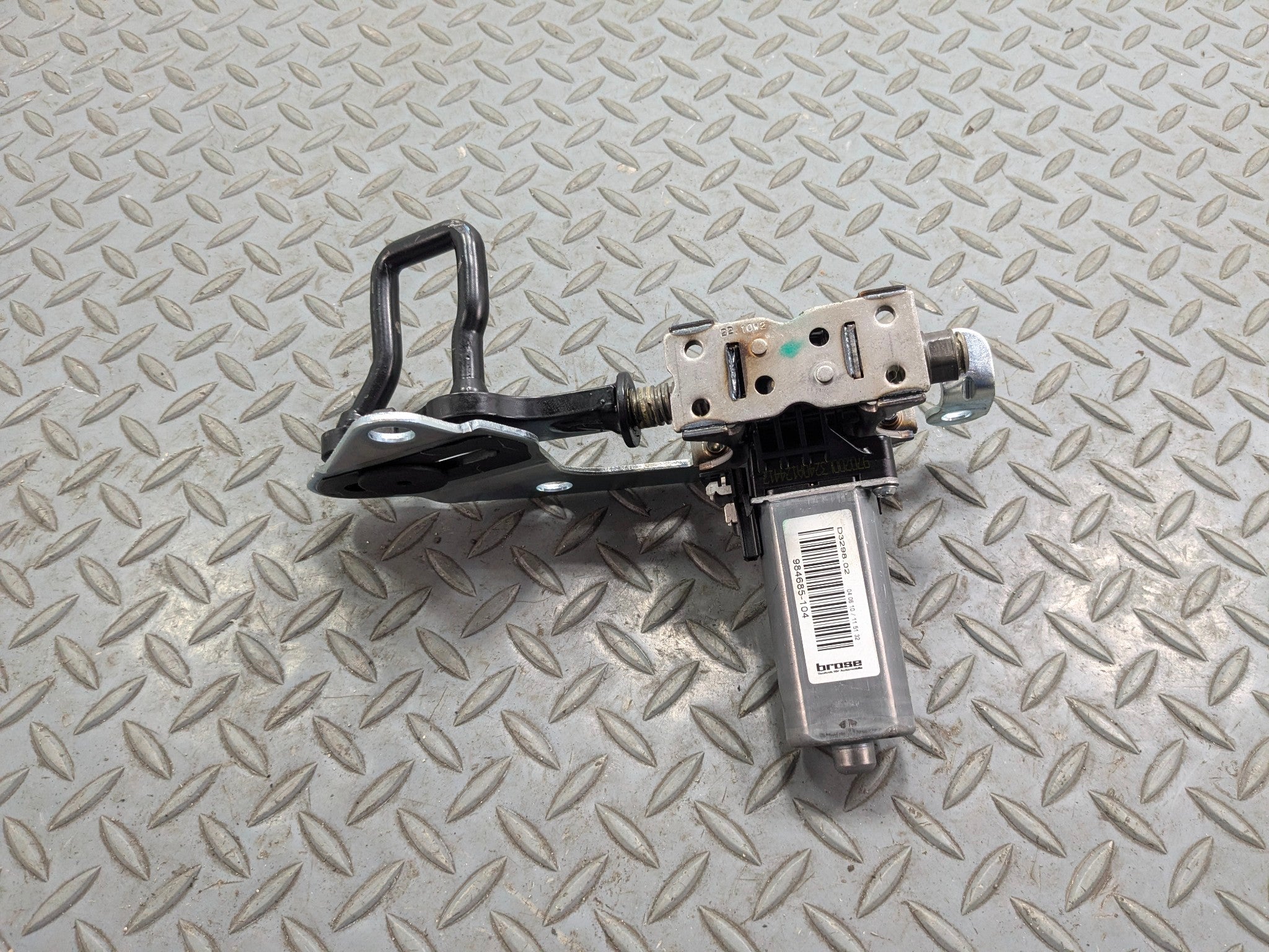 10 - 12 LAND ROVER RANGE ROVER OEM REAR SEAT RECLINE MOTOR RIGHT PASSENGER SIDE