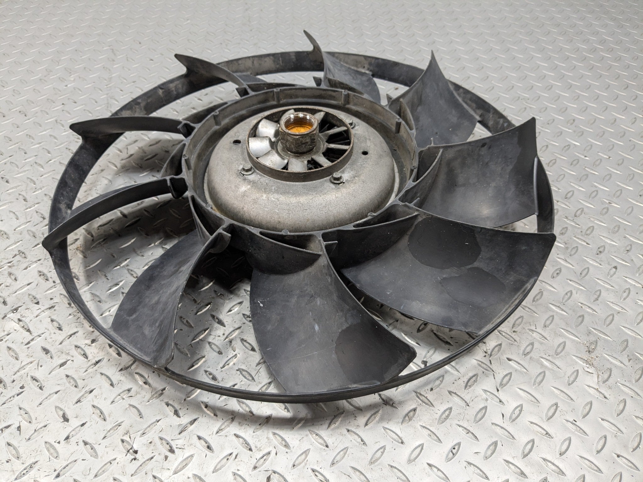 2010 - 2012 LAND ROVER RANGE ROVER OEM ENGINE MOTOR RADIATOR COOLING FAN