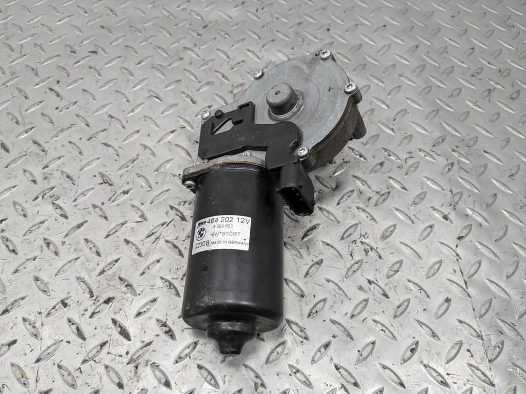 2010 - 2012 LAND ROVER RANGE ROVER OEM FRONT WINDSHIELD WIPER MOTOR ASSEMBLY