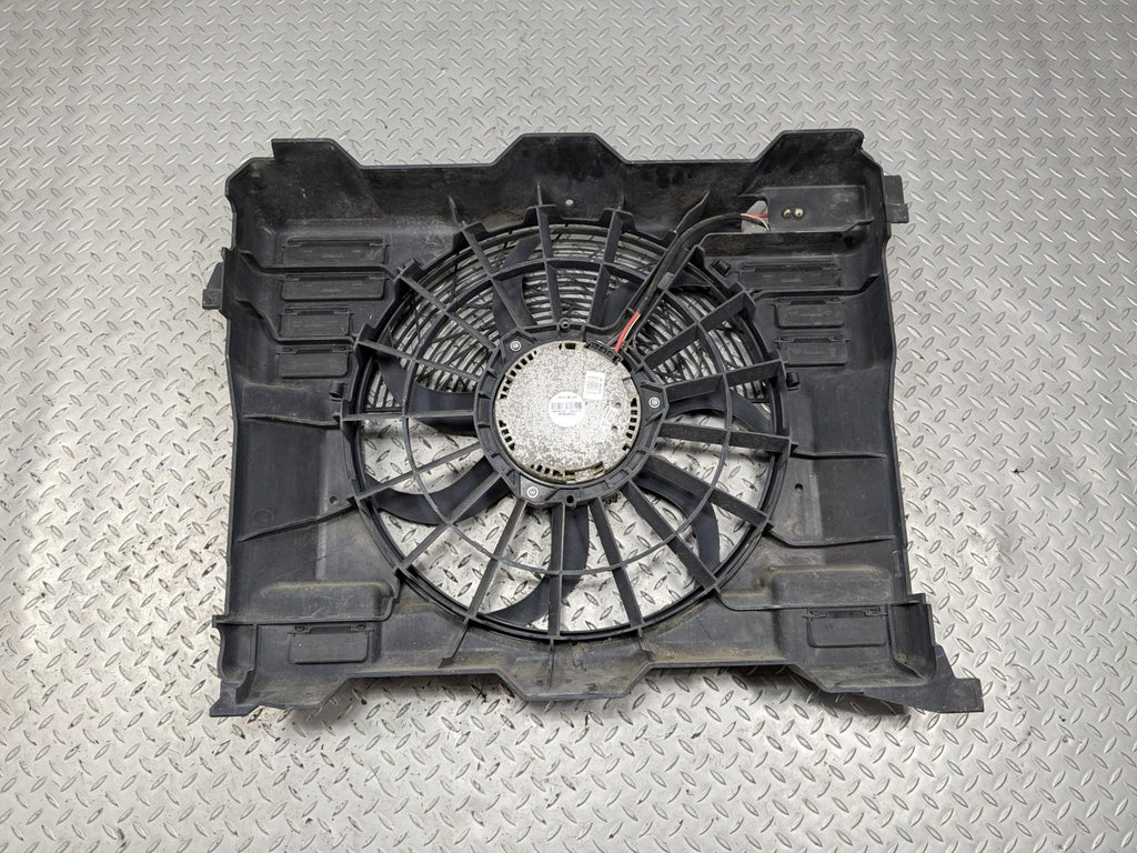 10 - 12 LAND ROVER RANGE ROVER OEM ENGINE ELECTRIC COOLING FAN MOTOR WITH SHROUD