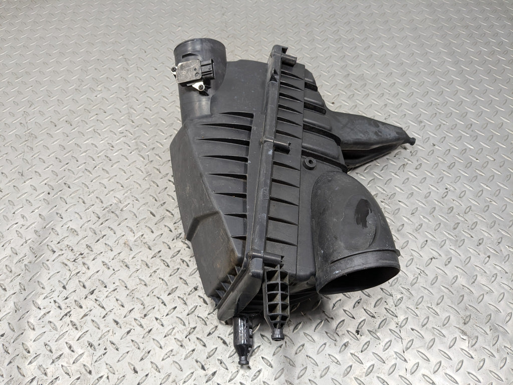 10 - 12 LAND ROVER RANGE ROVER OEM AIR INTAKE CLEANER FILTER BOX RIGHT SIDE 5.0L