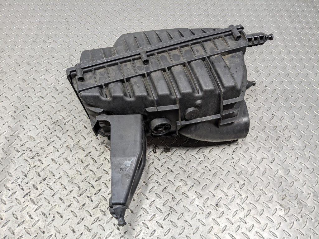 10 - 12 LAND ROVER RANGE ROVER OEM AIR INTAKE CLEANER FILTER BOX RIGHT SIDE 5.0L