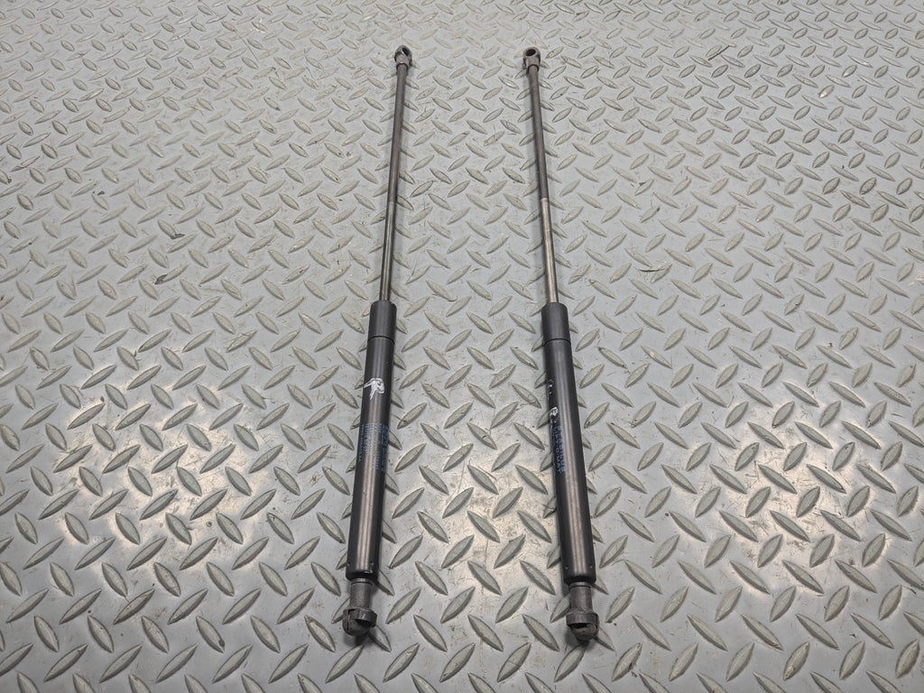 10 - 12 LAND ROVER RANGE ROVER OEM HATCH SUPPORT STRUTS SET REAR LEFT AND RIGHT