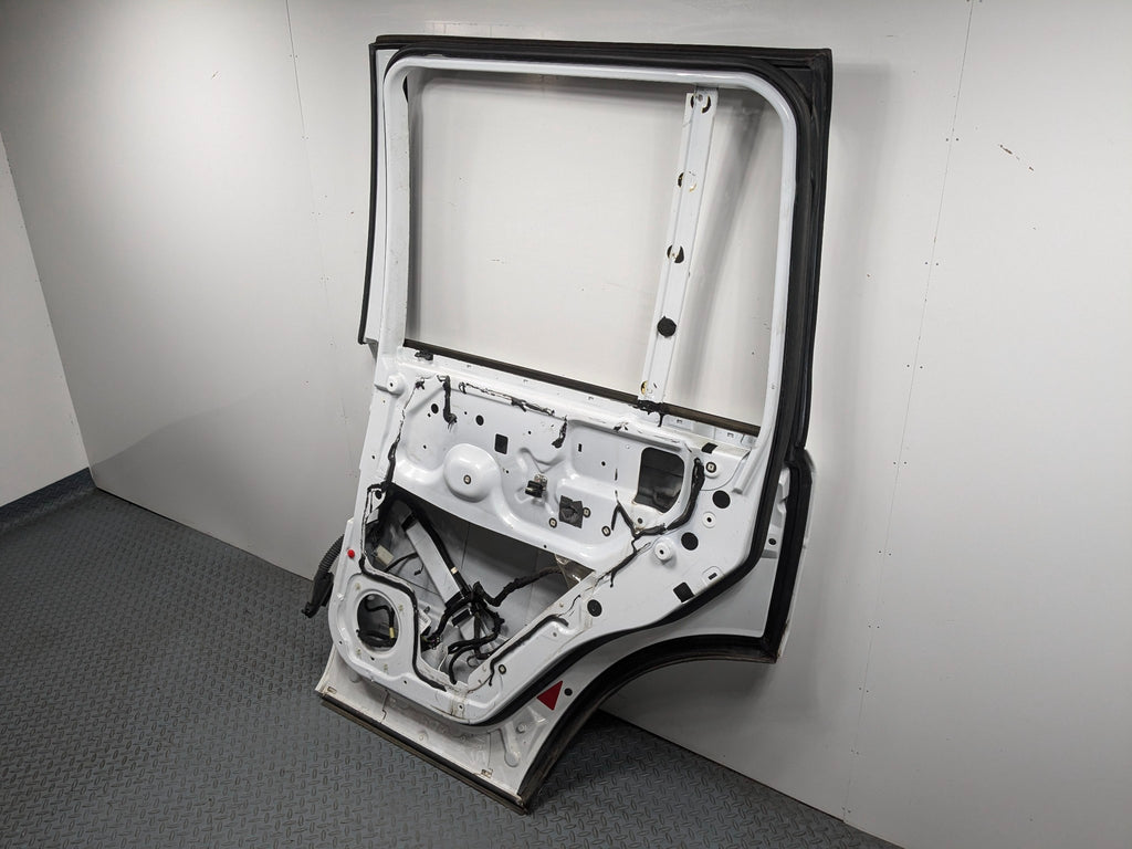 2010 - 2012 LAND ROVER RANGE ROVER OEM DOOR SHELL PANEL WHITE REAR RIGHT SIDE