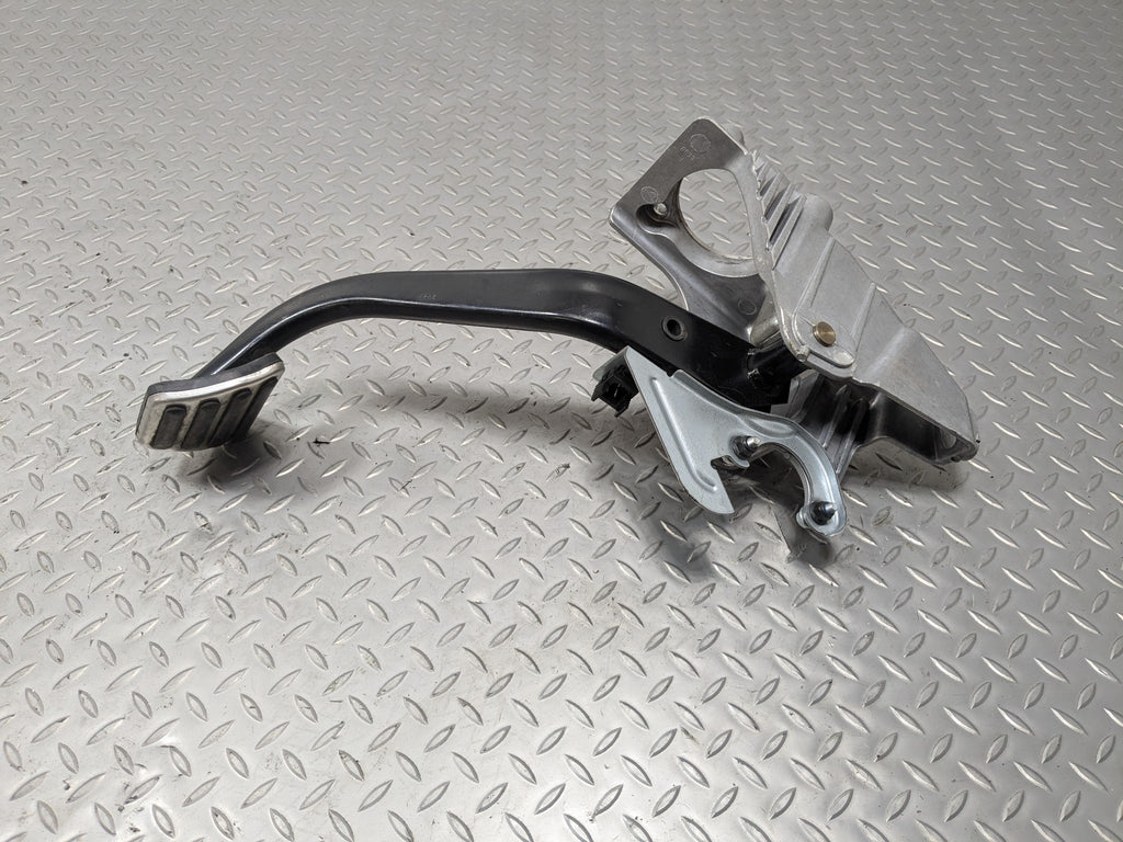 10 - 12 LAND ROVER RANGE ROVER OEM BRAKE STOP PEDAL WITH ALUMINIUM PAD ASSEMBLY