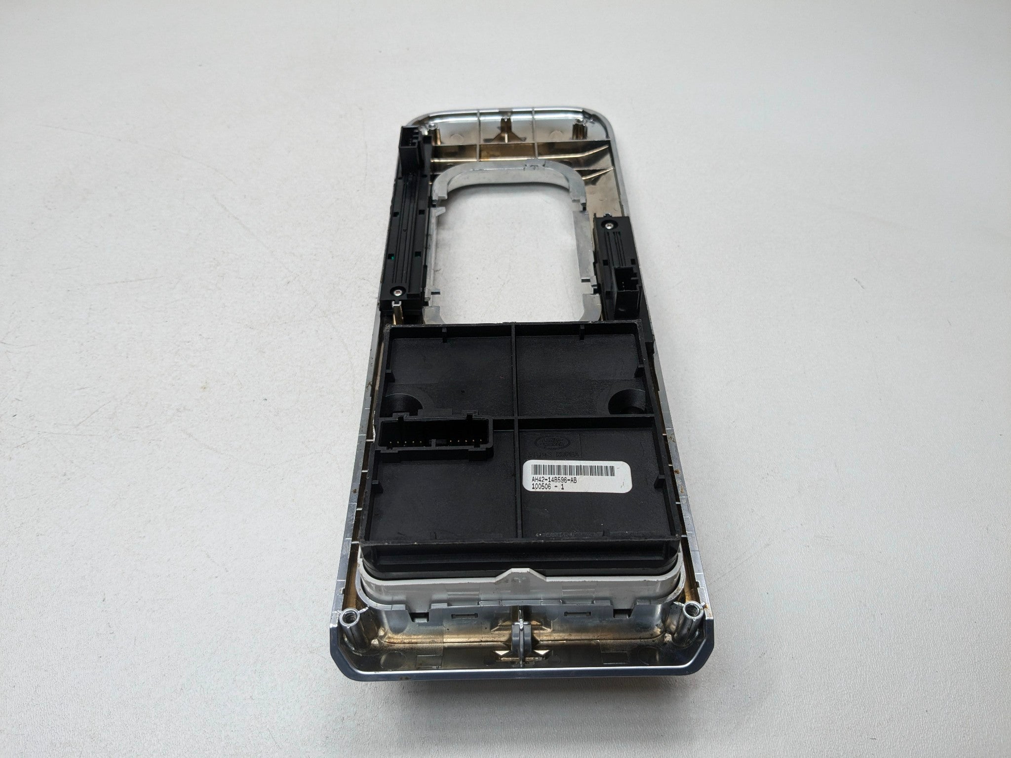 10 - 12 LAND ROVER RANGE ROVER OEM CENTER CONSOLE SWITCH SHIFTER BEZEL CHROME