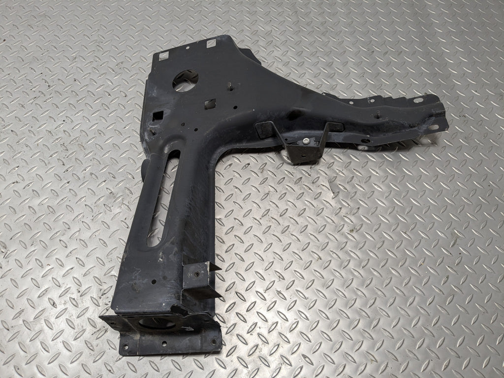 10 - 12 LAND ROVER RANGE ROVER OEM RADIATOR SUPPORT HEADLAMP BRACKET RIGHT SIDE