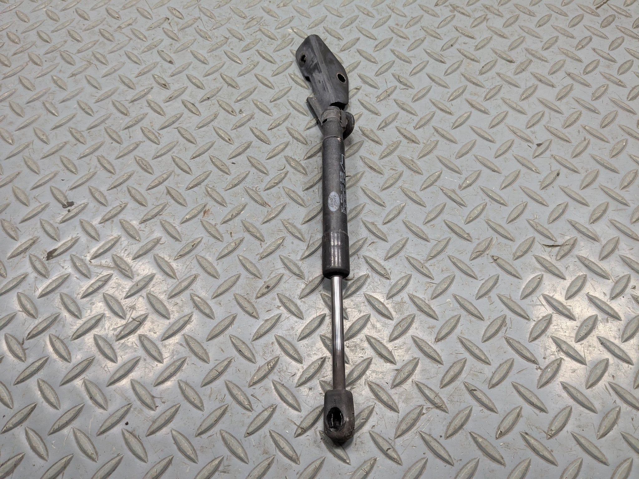 2010 - 2012 LAND ROVER RANGE ROVER OEM TAILGATE LIFT ARM SHOCK ASSEMBLY LOWER