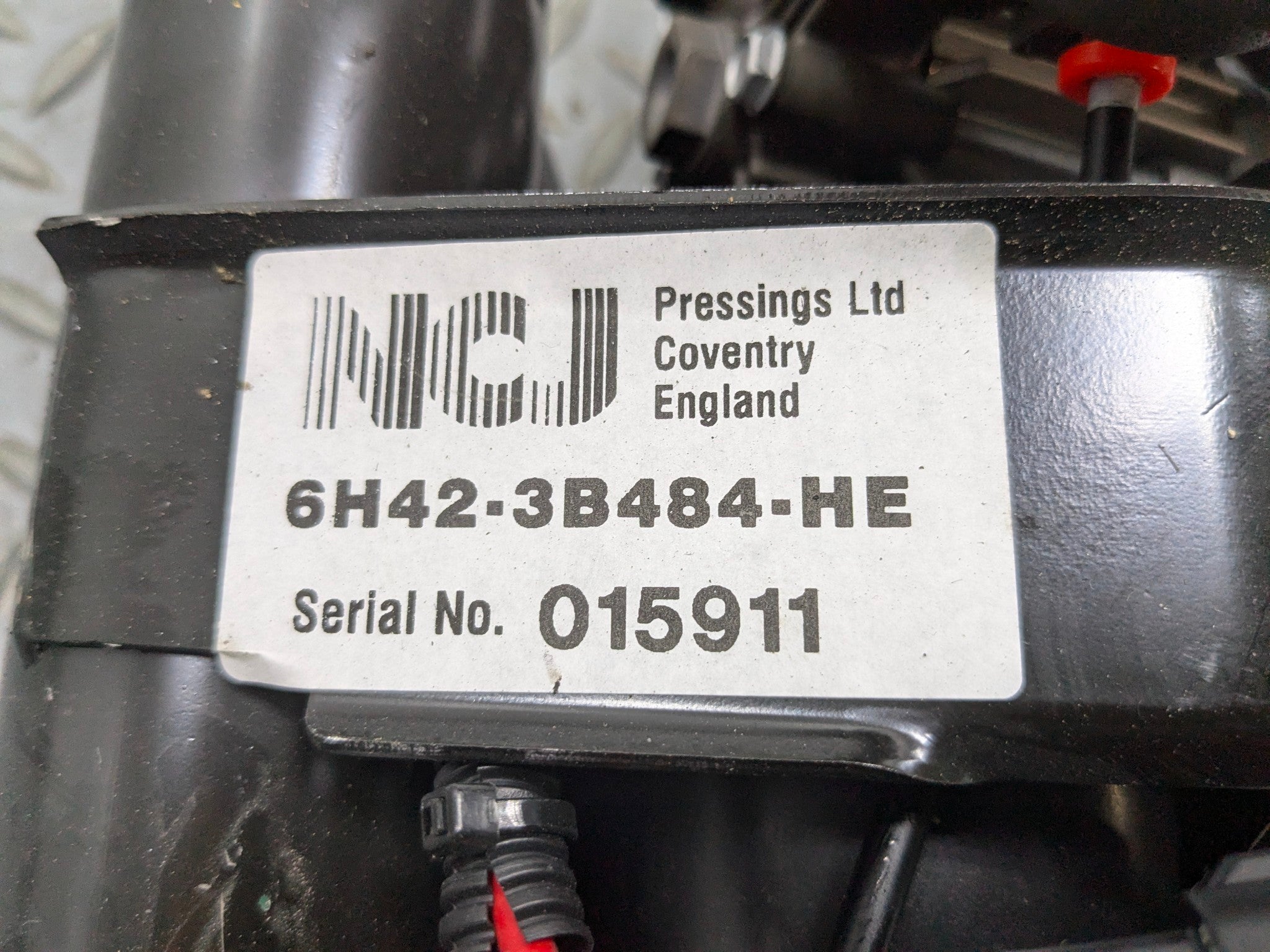 10 - 12 LAND ROVER RANGE ROVER OEM AIR RIDE SUSPENSION LEVELING COMPRESSOR PUMP