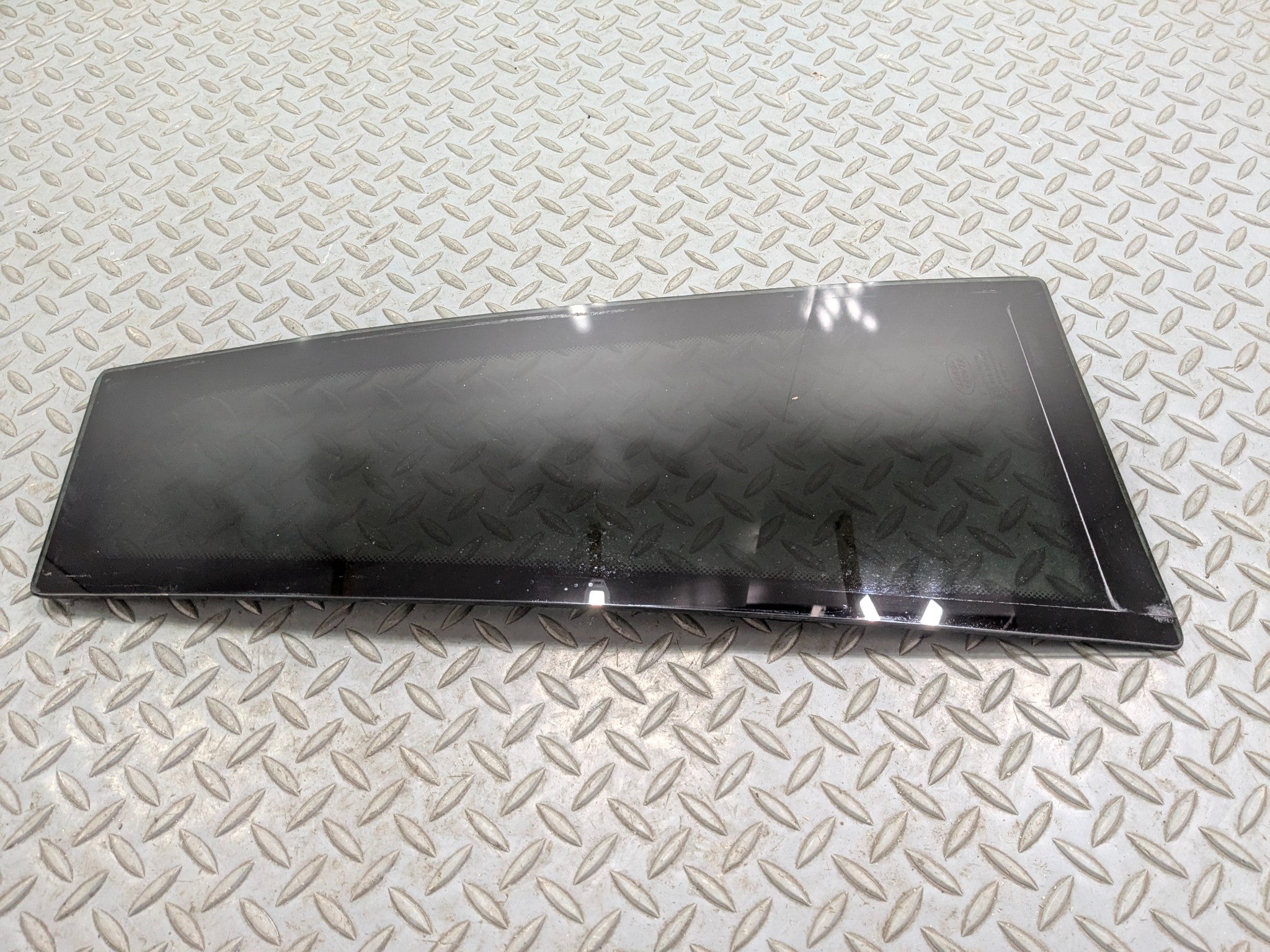 10 - 12 LAND RANGE RANGE ROVER OEM DOOR WINDOW VENT GLASS REAR LEFT DRIVER SIDE