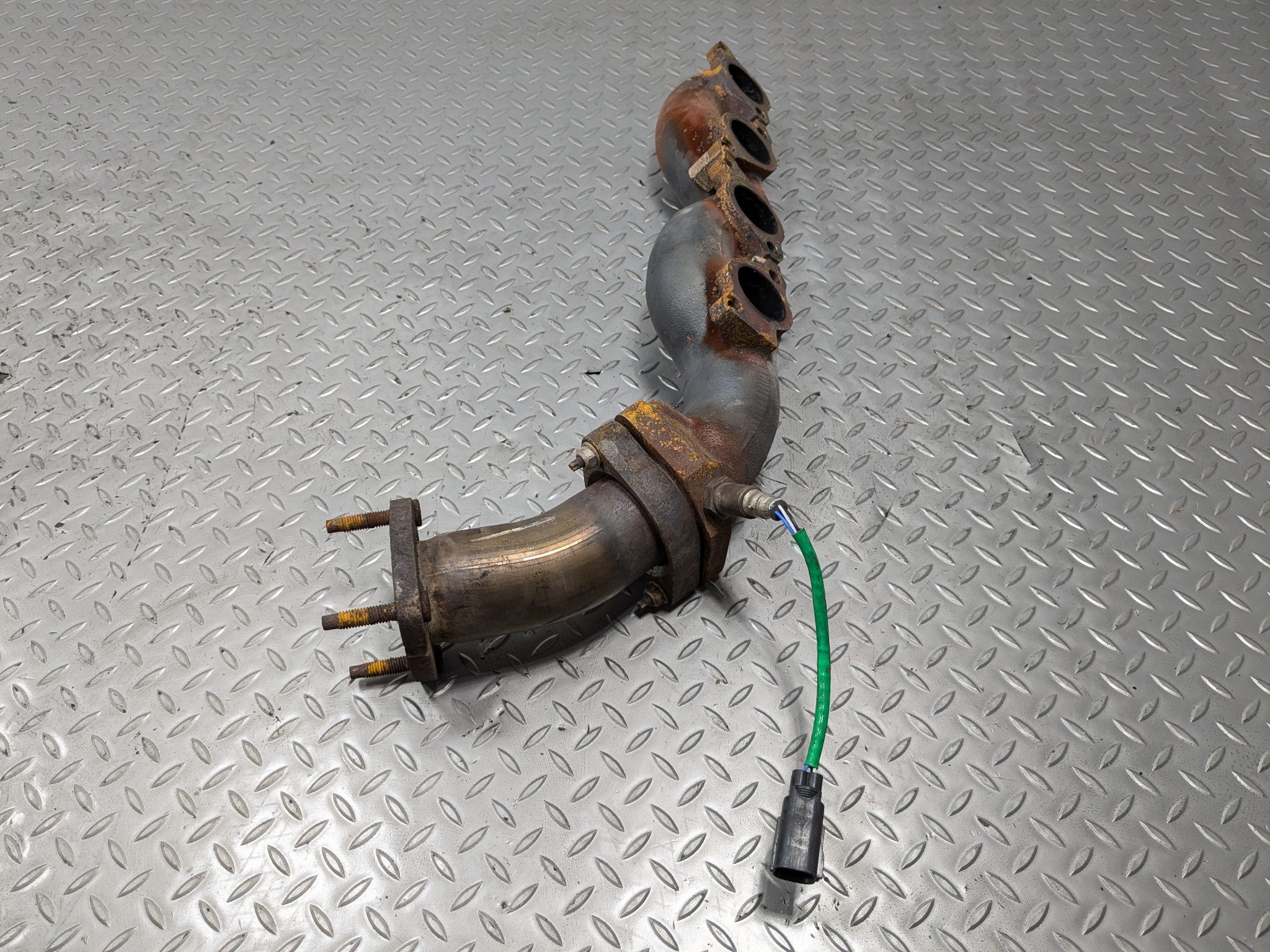 2010 - 2012 LAND ROVER RANGE ROVER OEM RIGHT SIDE EXHAUST MANIFOLD 5.0L