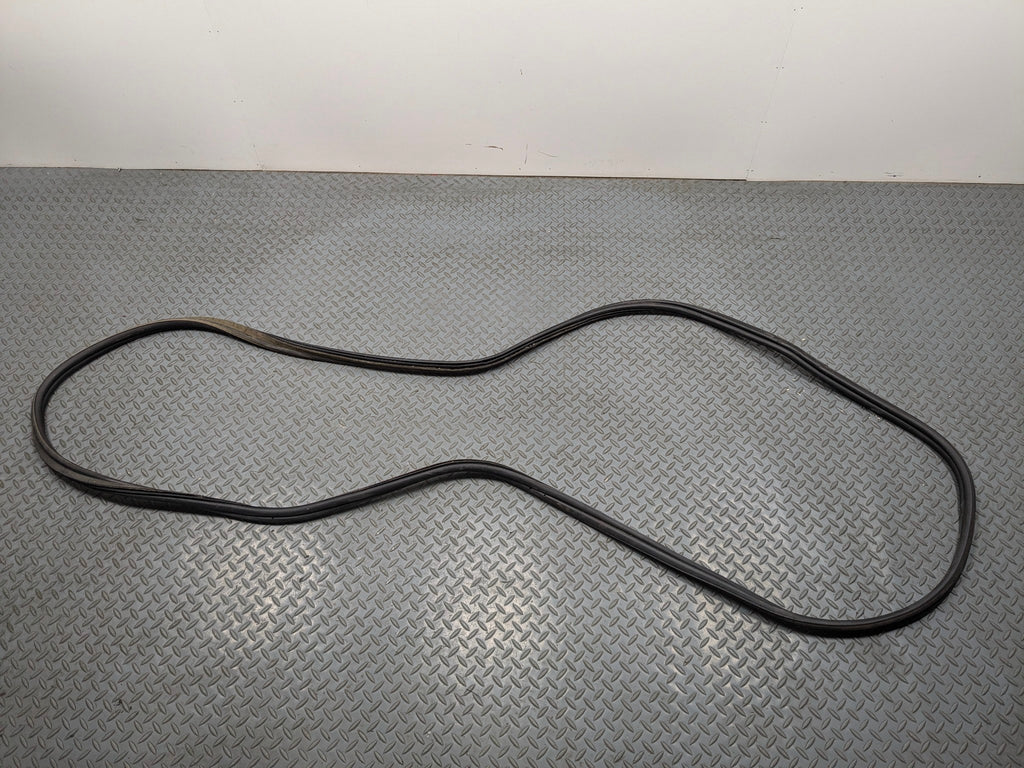 2010 - 2012 LAND ROVER RANGE ROVER OEM REAR TRUNK WEATHER STRIPPING RUBBER BLACK