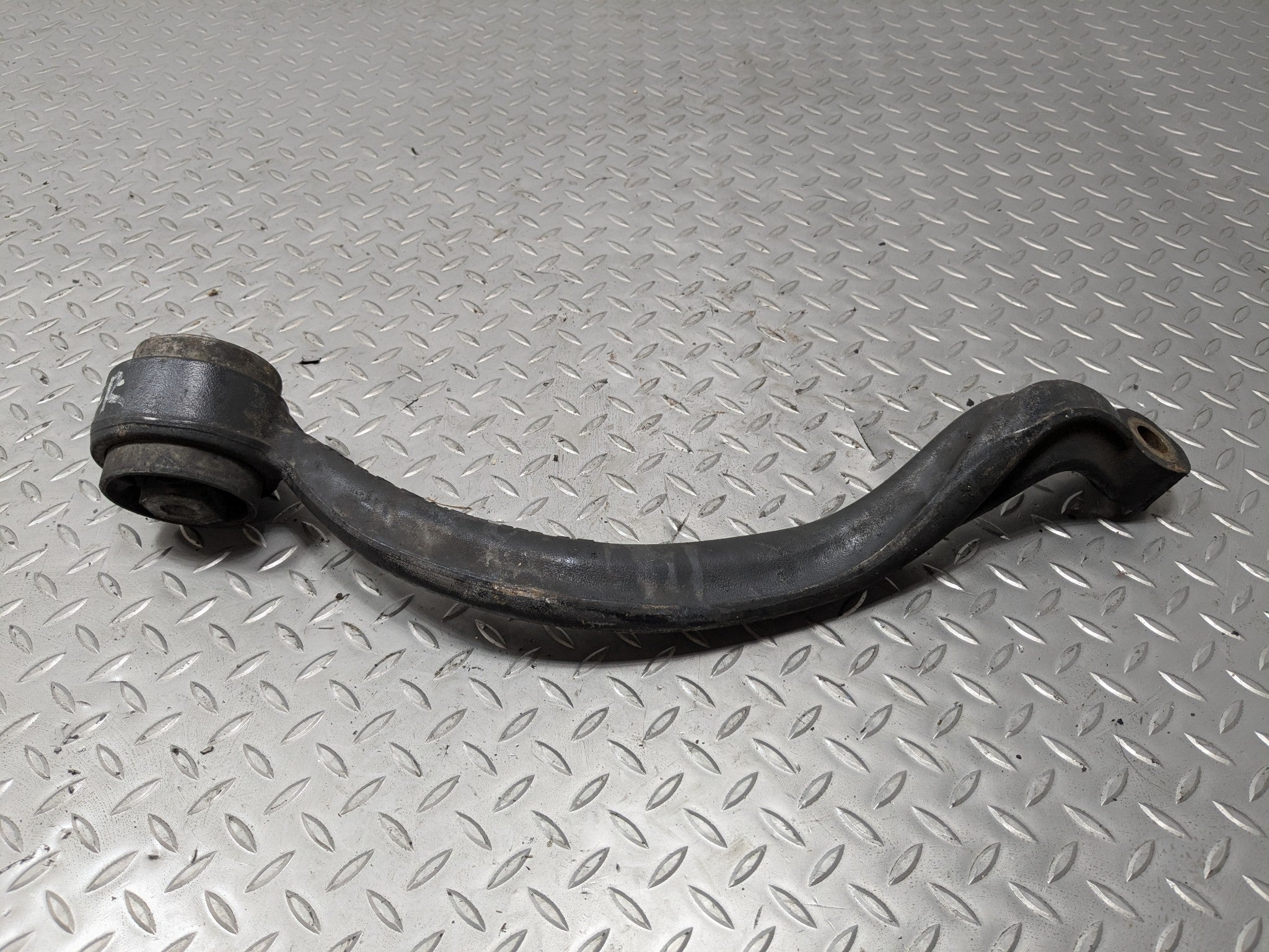 10 - 12 LAND ROVER RANGE ROVER OEM SUSPENSION LOWER CONTROL ARM FRONT RIGHT SIDE