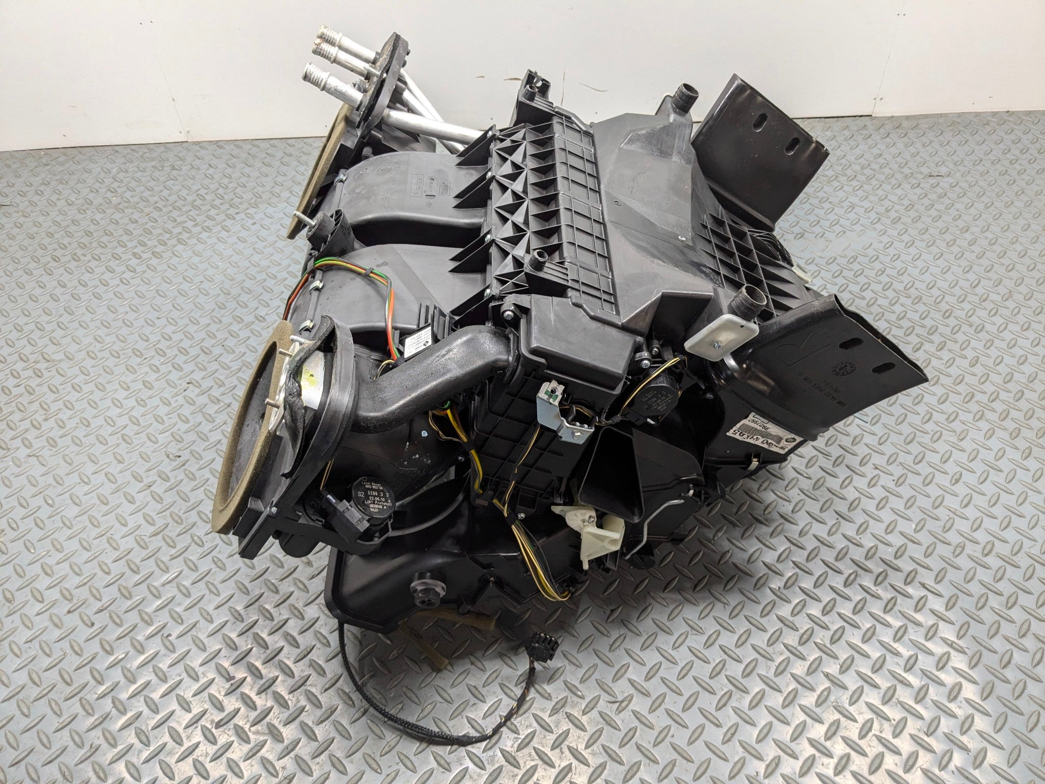 10 - 12 LAND ROVER RANGE ROVER OEM CLIMATE AC HEATER ASSEMBLY BLOWER HOUSING BOX