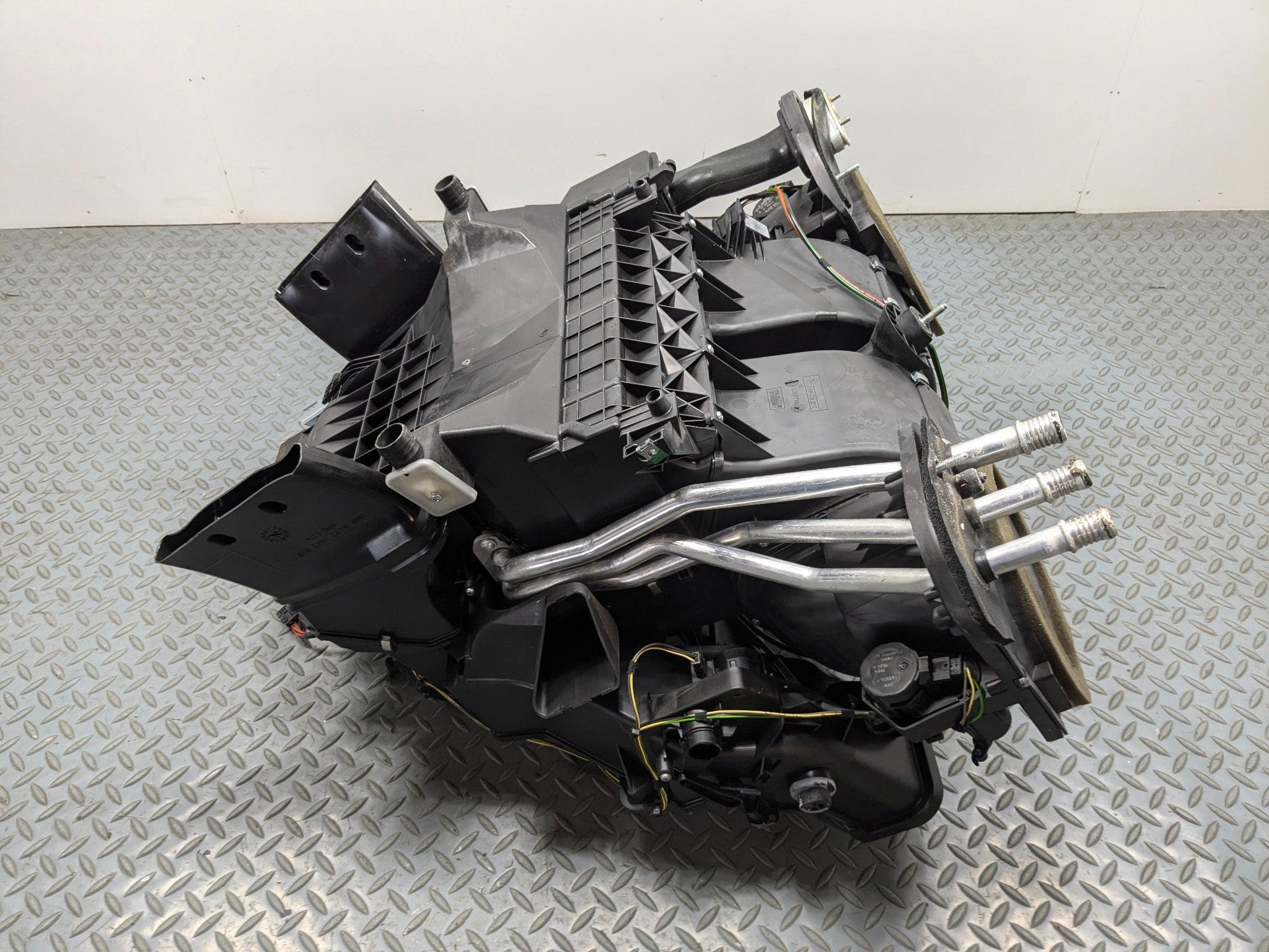 10 - 12 LAND ROVER RANGE ROVER OEM CLIMATE AC HEATER ASSEMBLY BLOWER HOUSING BOX