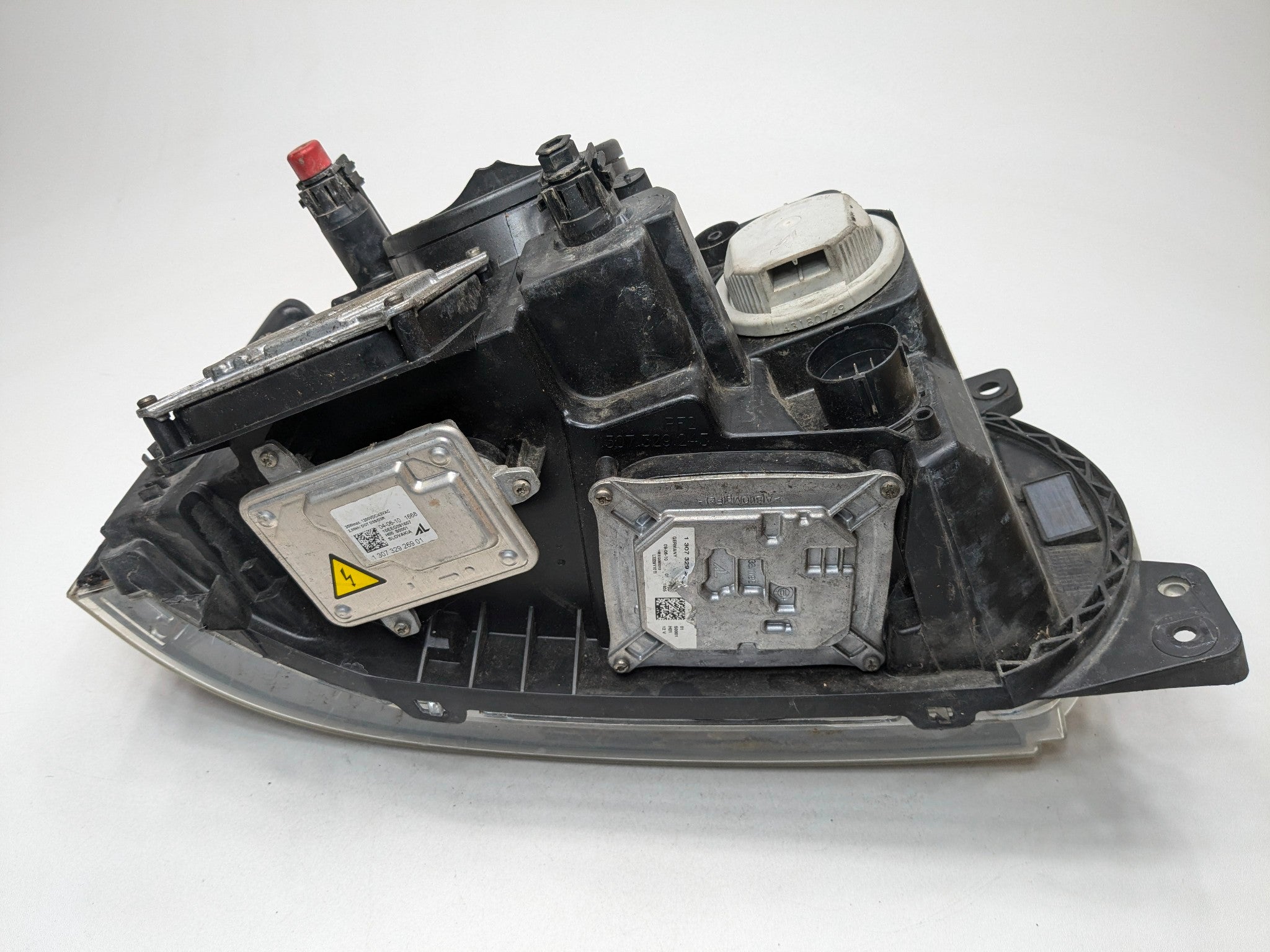 2010 - 2012 LAND ROVER RANGE ROVER OEM HEADLAMP ASSEMBLY FRONT LEFT DRIVER SIDE