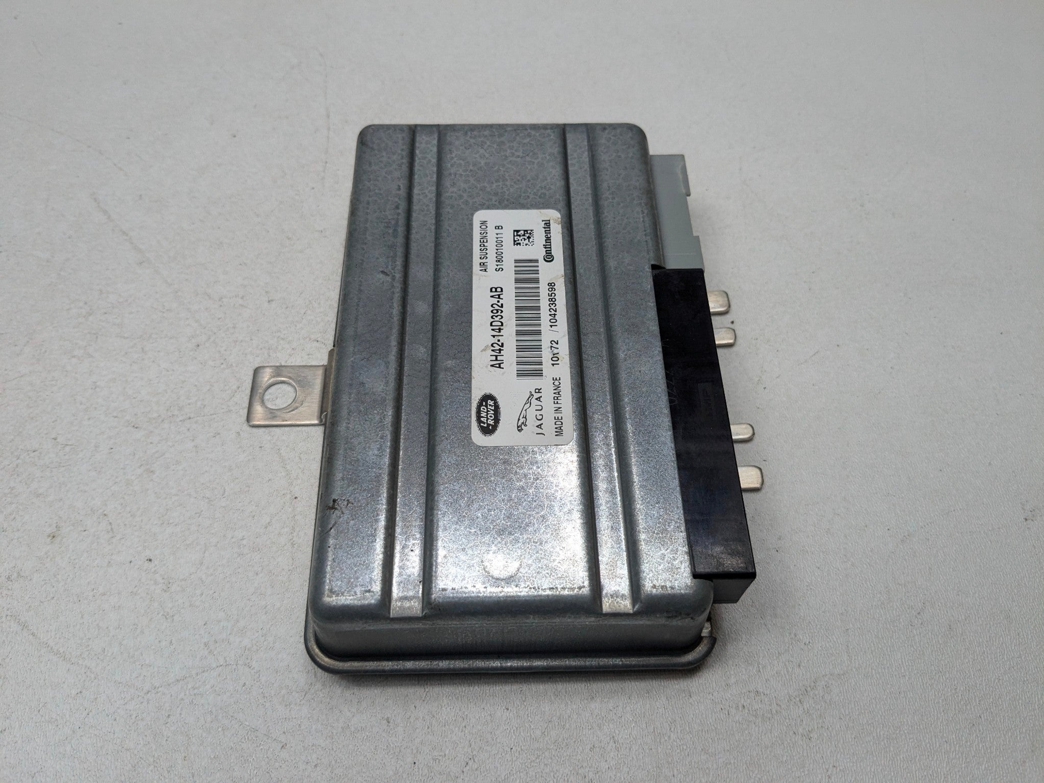 2010 - 2012 LAND ROVER RANGE ROVER OEM AIR SUSPENSION CONTROL MODULE UNIT