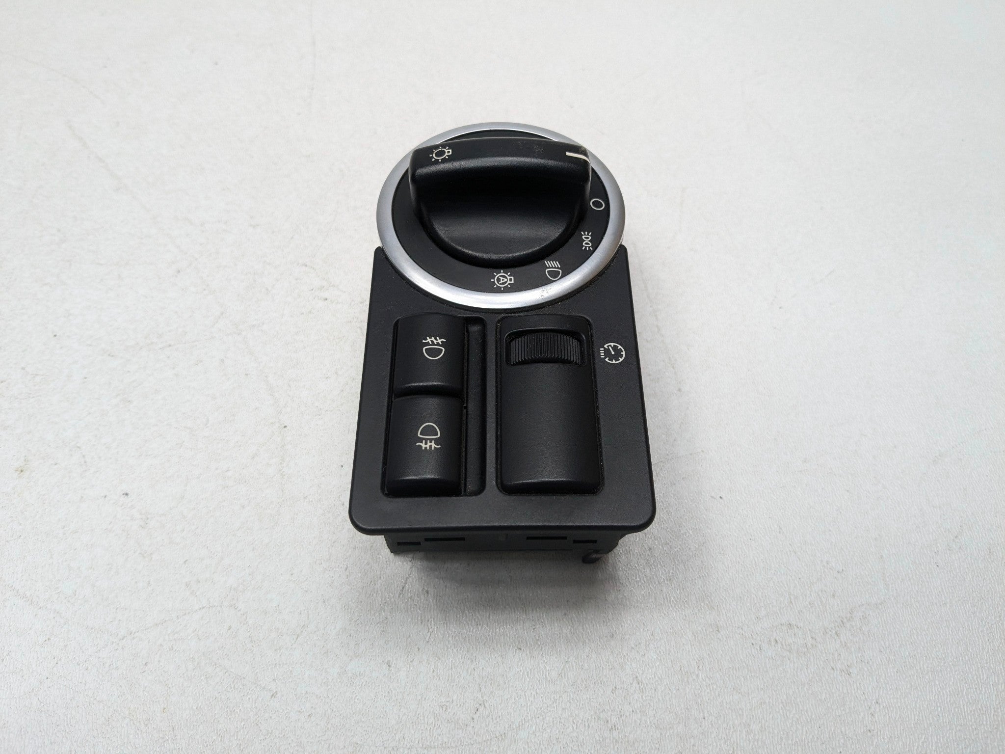 2010 - 2012 LAND ROVER RANGE ROVER OEM DASH HEADLIGHT LAMP CONTROL SWITCH