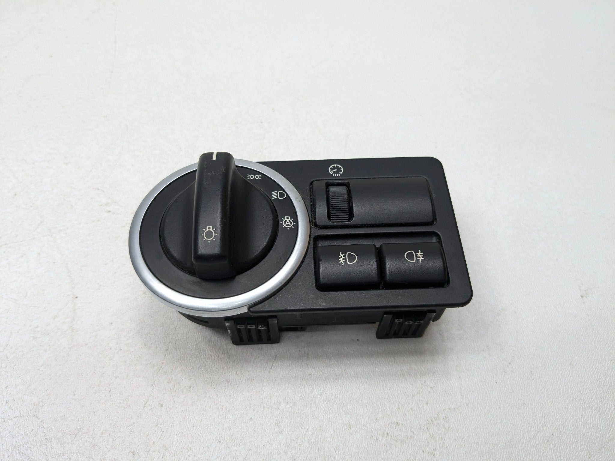 2010 - 2012 LAND ROVER RANGE ROVER OEM DASH HEADLIGHT LAMP CONTROL SWITCH