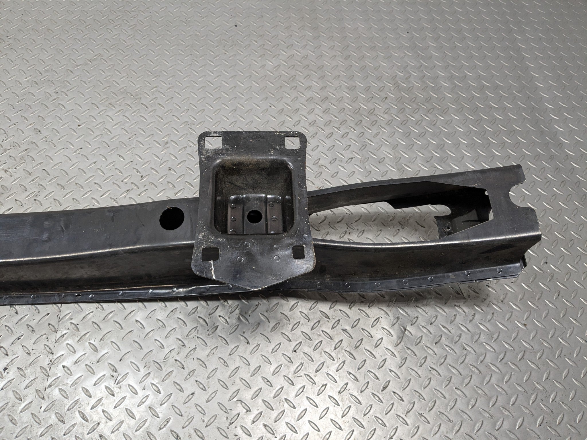 10 - 12 LAND ROVER RANGE ROVER OEM FRONT BUMPER REINFORCEMENT SUPPORT IMPACT BAR