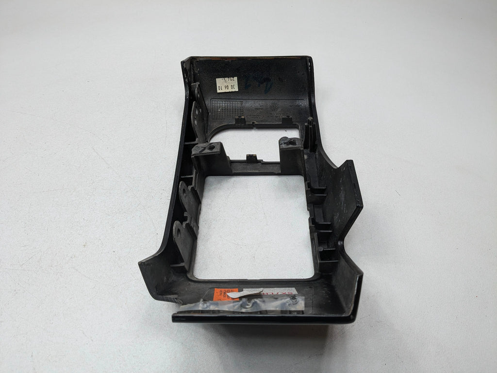 2010 - 2012 LAND ROVER RANGE ROVER OEM DASH AIR VENT GRILL TRIM FRONT LEFT SIDE