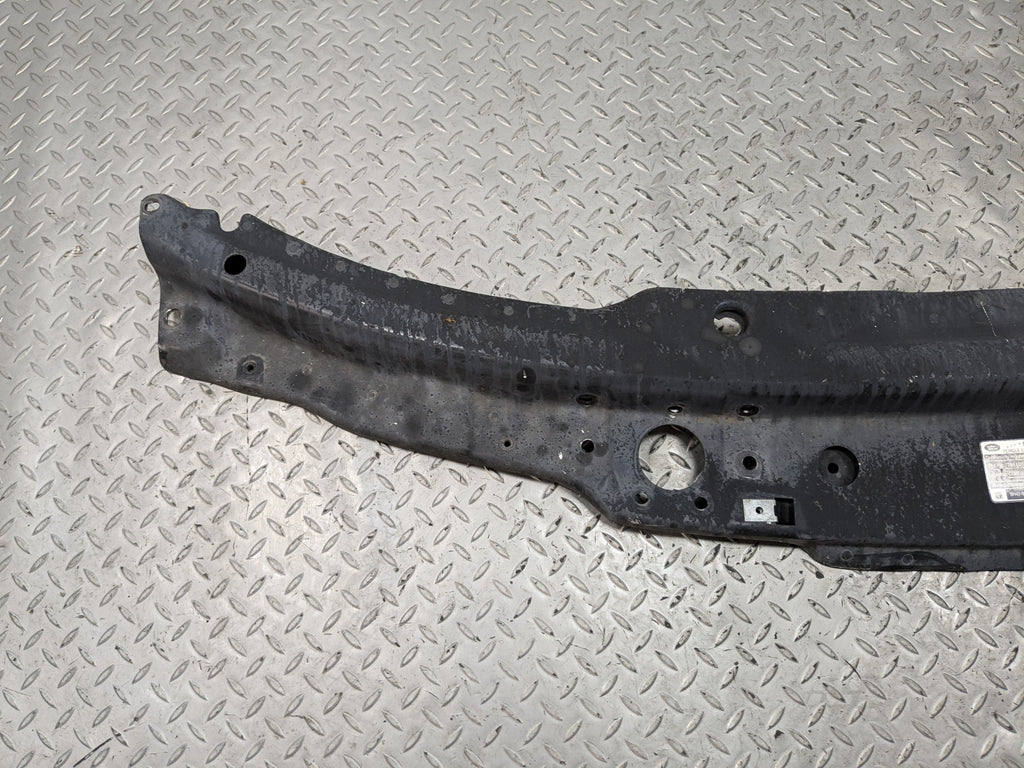 2010 - 2012 LAND ROVER RANGE ROVER OEM UPPER RADIATOR CORE SUPPORT BRACKET