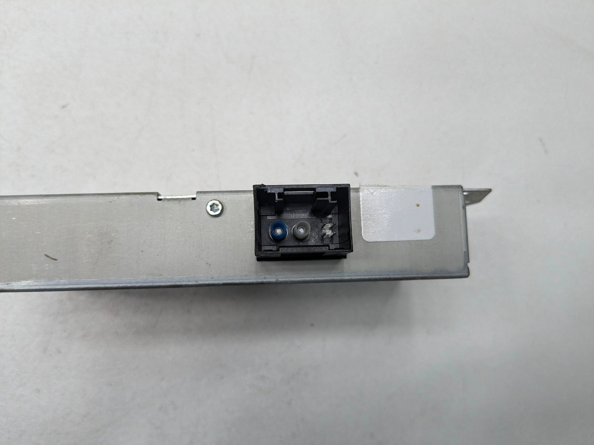 2010 - 2012 LAND ROVER RANGE ROVER OEM MULTIMEDIA USB IPOD CONTROL MODULE