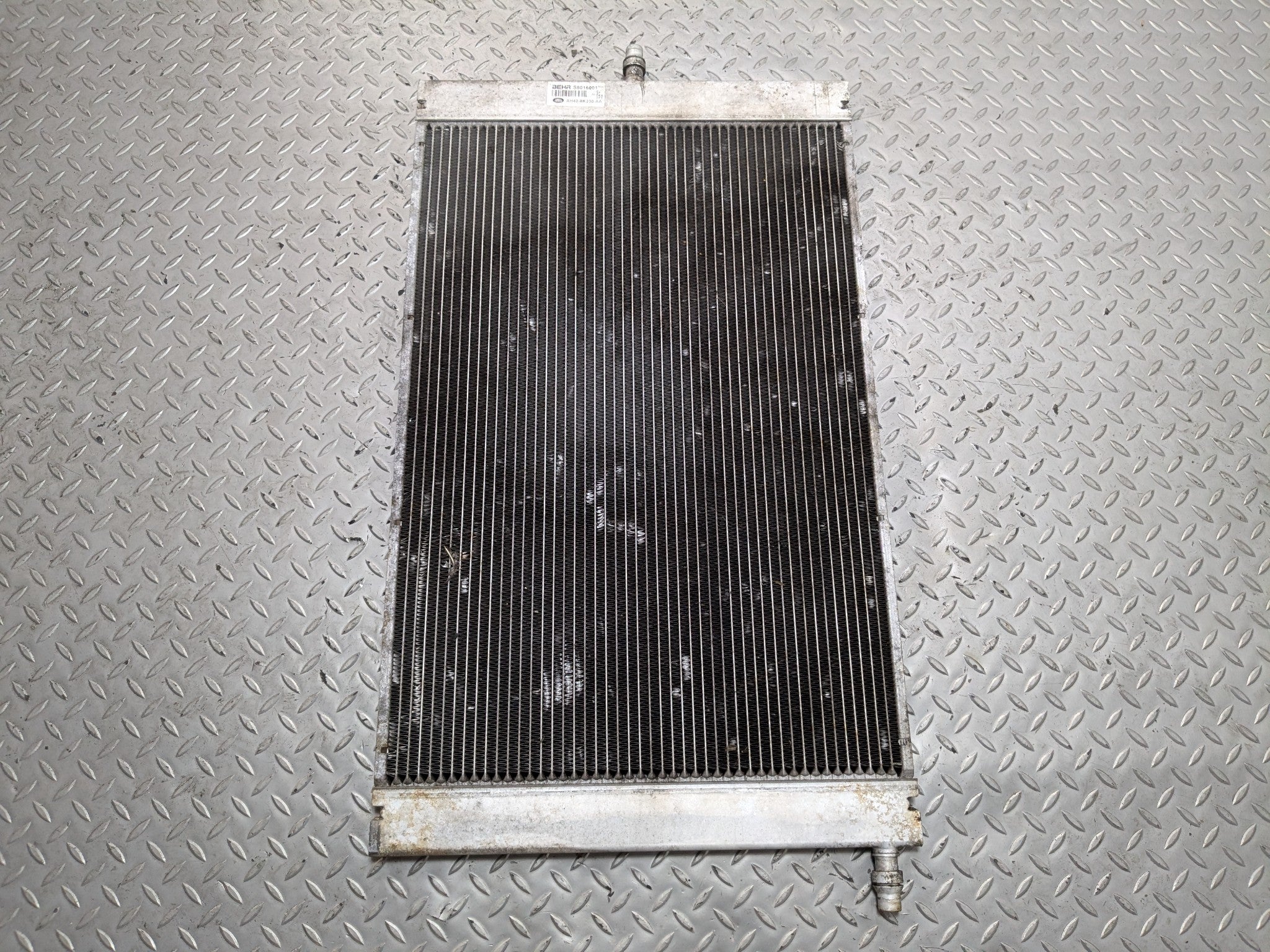 10 - 12 LAND ROVER RANGE ROVER OEM AIR CONDITIONING CONDENSER RADIATOR ASSEMBLY