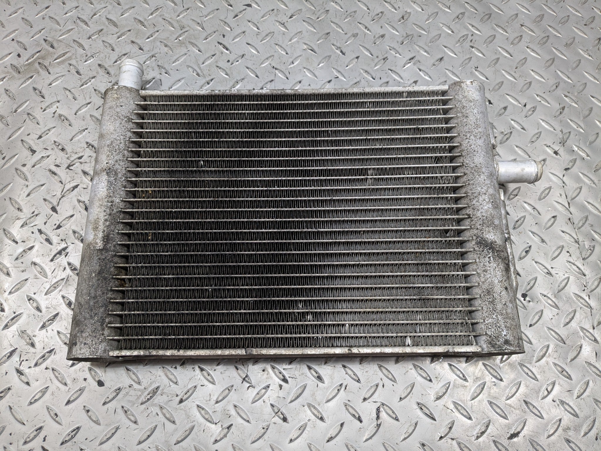 2010 - 2012 LAND ROVER RANGE ROVER OEM FRONT SUPERCHARGED INTERCOOLER RADIATOR