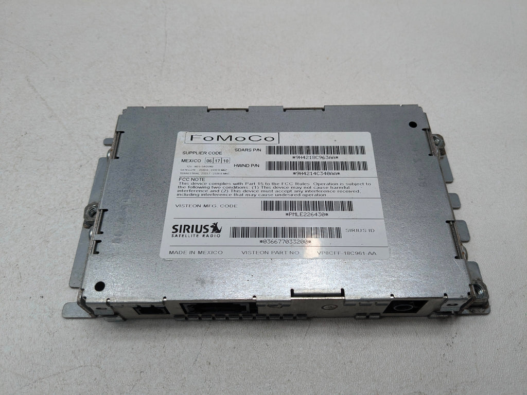 10 - 12 LAND RANGE RANGE ROVER OEM SATELLITE RADIO RECEIVER TUNER CONTROL MODULE