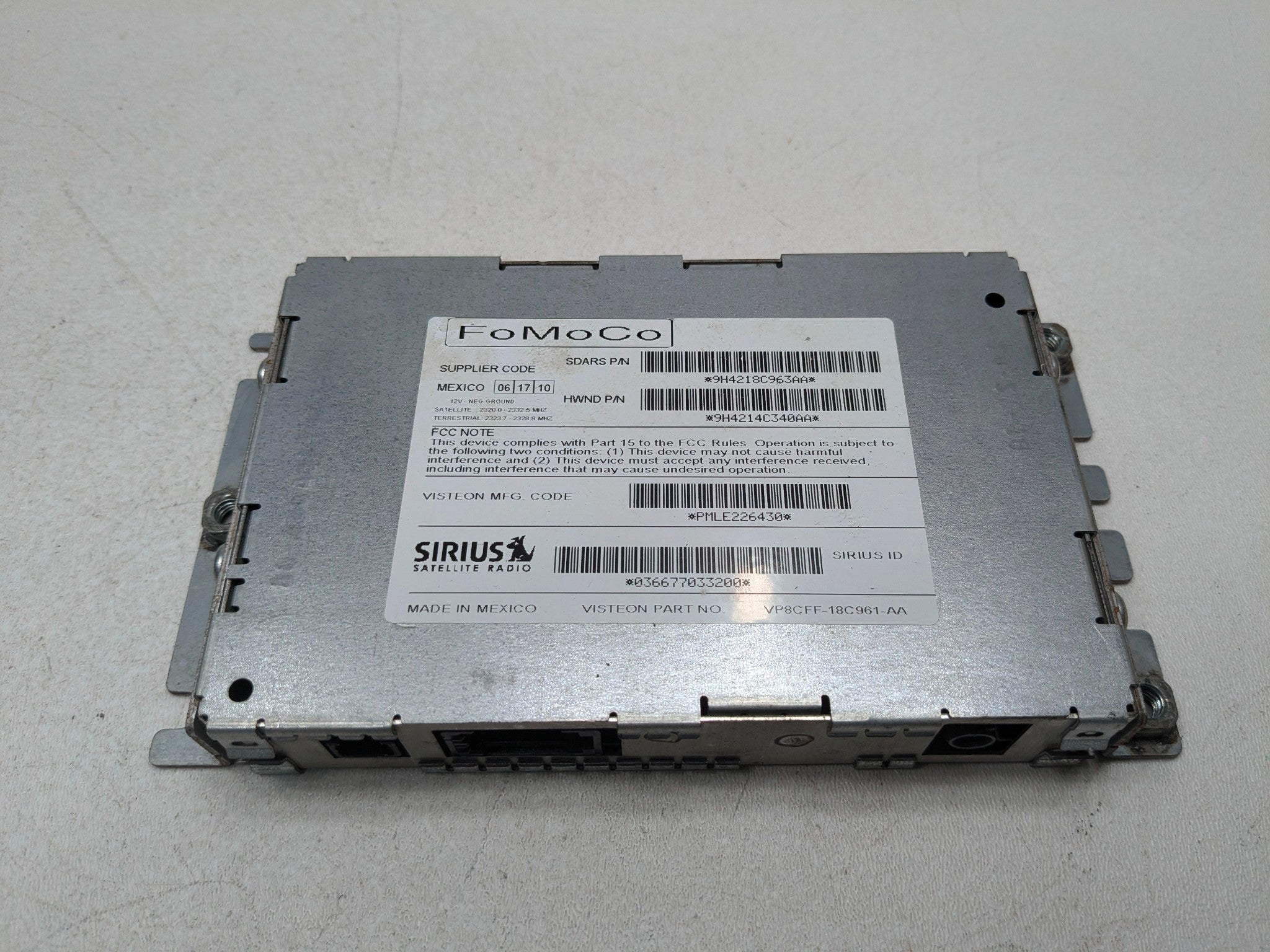 10 - 12 LAND RANGE RANGE ROVER OEM SATELLITE RADIO RECEIVER TUNER CONTROL MODULE