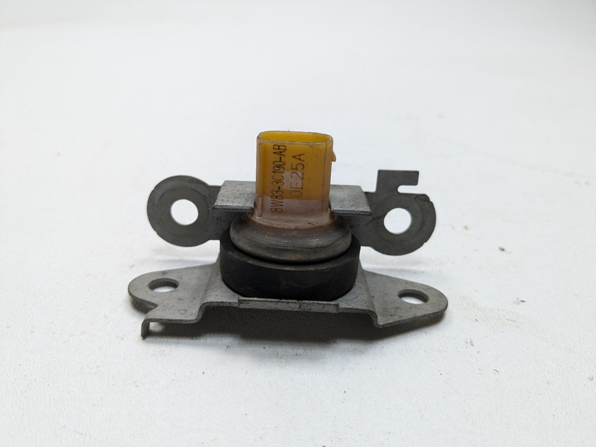 2010 - 2012 LAND ROVER RANGE ROVER OEM LATERAL ACCELEROMETER SENSOR RIGHT SIDE