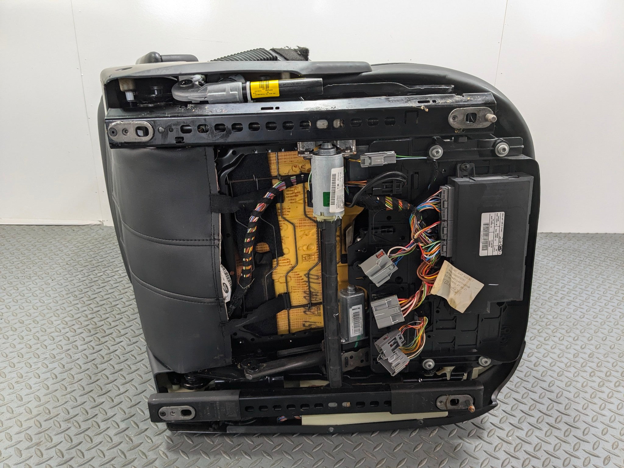 10 - 12 LAND ROVER RANGE ROVER OEM FRONT LEFT SIDE SEAT ASSEMBLY BLACK LEATHER