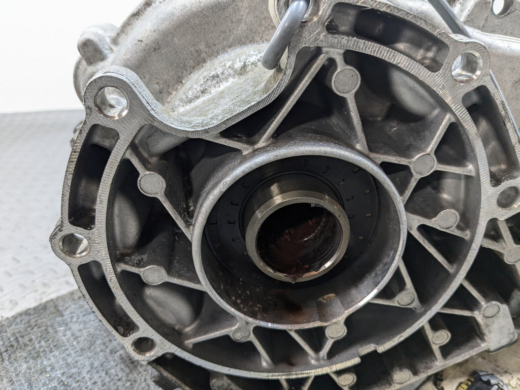 10 - 12 LAND ROVER RANGE ROVER OEM AUTOMATIC TRANSMISSION TRANSFER CASE ASSEMBLY