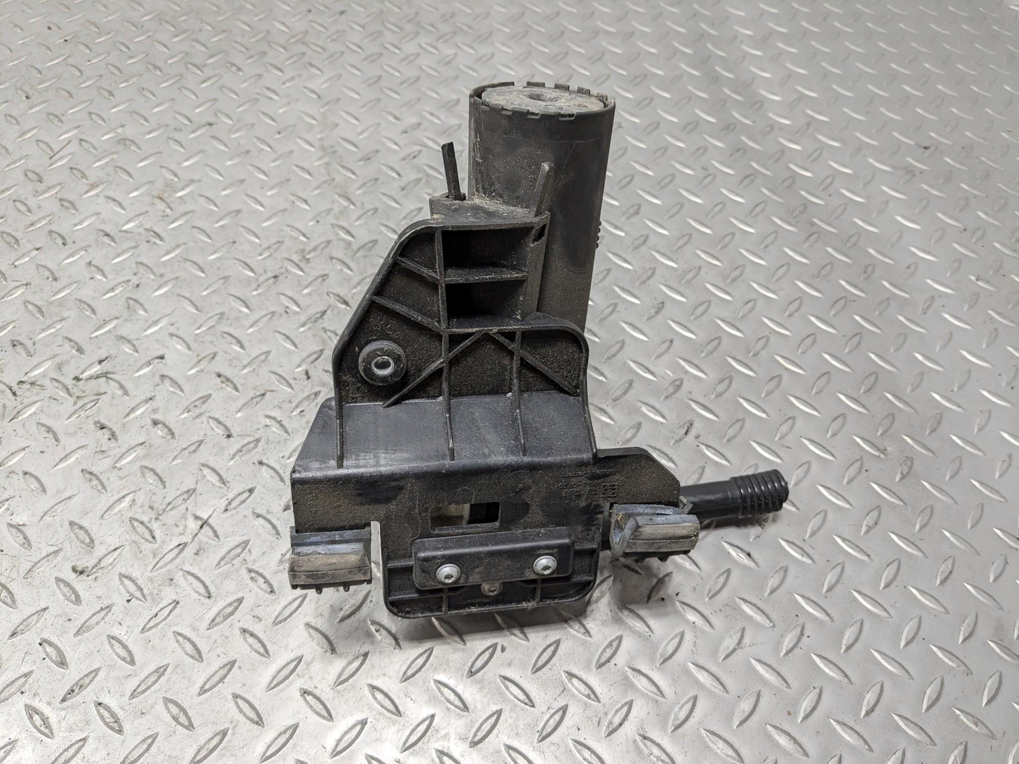 10 - 12 LAND ROVER RANGE ROVER OEM EVAPORATOR CANISTER VAPOR LEAK DETECTION PUMP