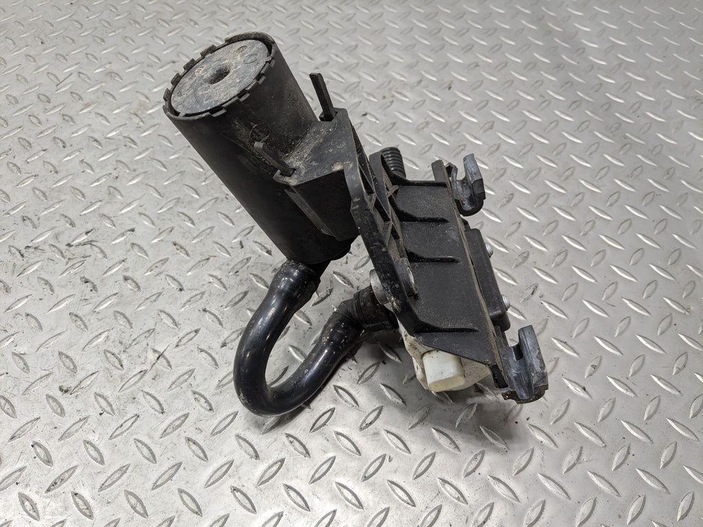 10 - 12 LAND ROVER RANGE ROVER OEM EVAPORATOR CANISTER VAPOR LEAK DETECTION PUMP