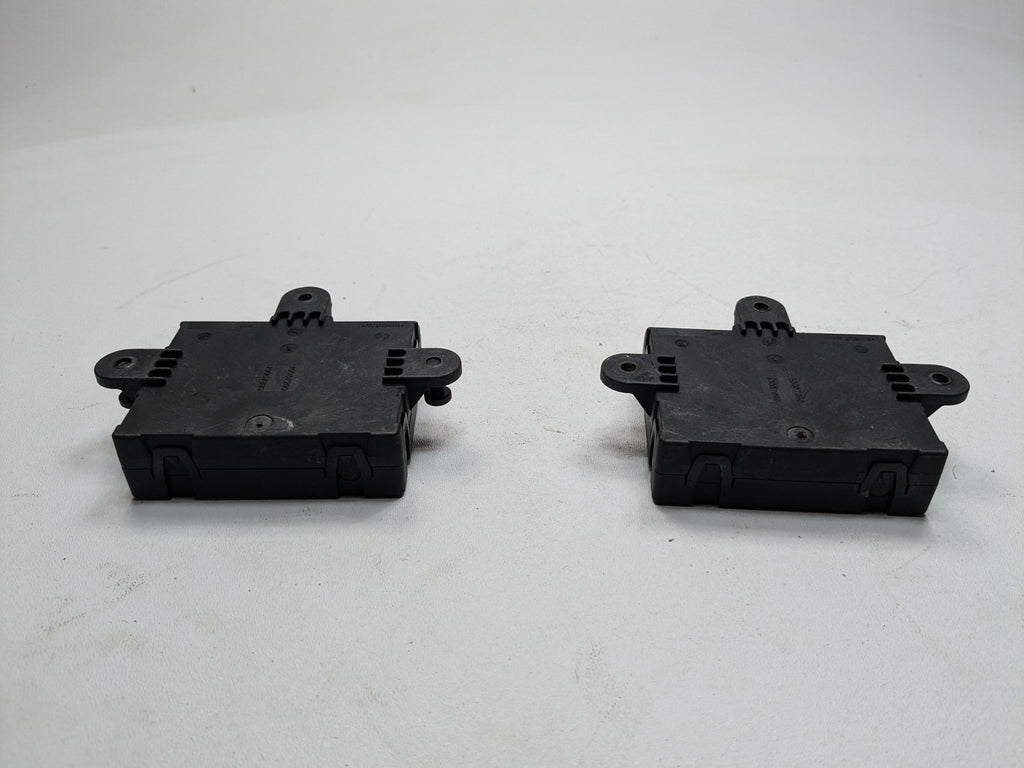 10 - 12 LAND ROVER RANGE ROVER OEM DOOR CONTROL MODULE REAR LEFT AND RIGHT SIDE