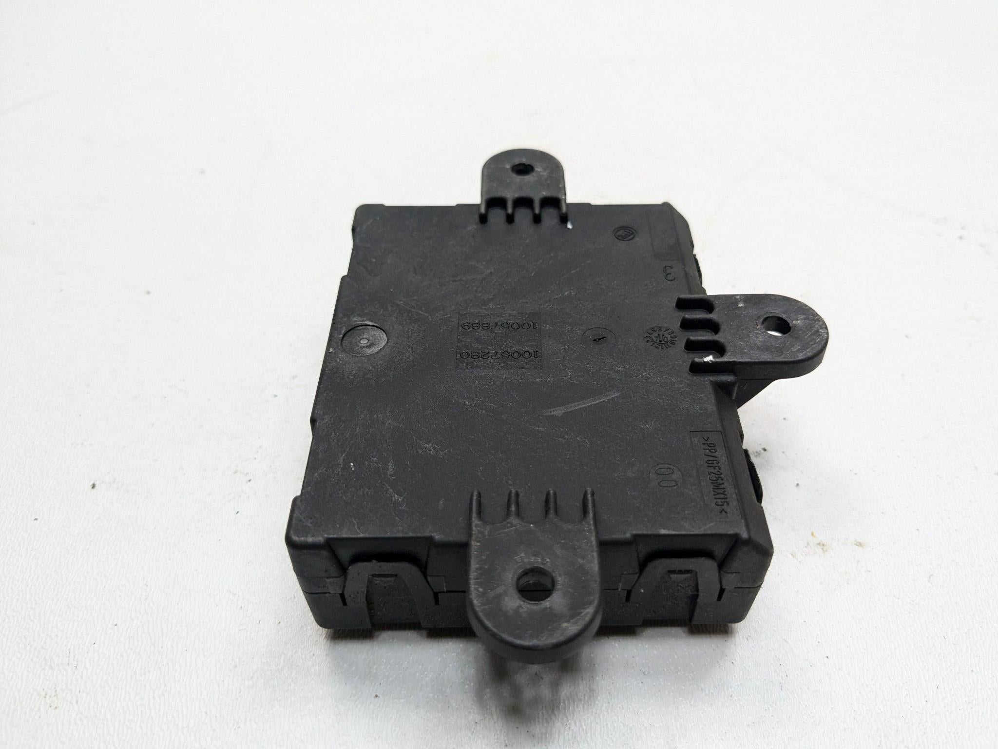 10 - 12 LAND ROVER RANGE ROVER OEM DOOR CONTROL MODULE FRONT RIGHT SIDE
