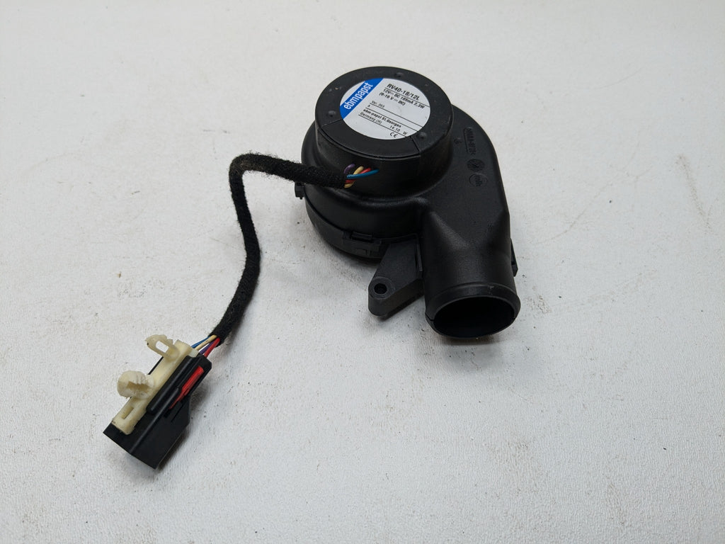 2010 - 2012 LAND ROVER RANGE ROVER OEM FRONT FUSE BOX COOLING BLOWER MOTOR FAN