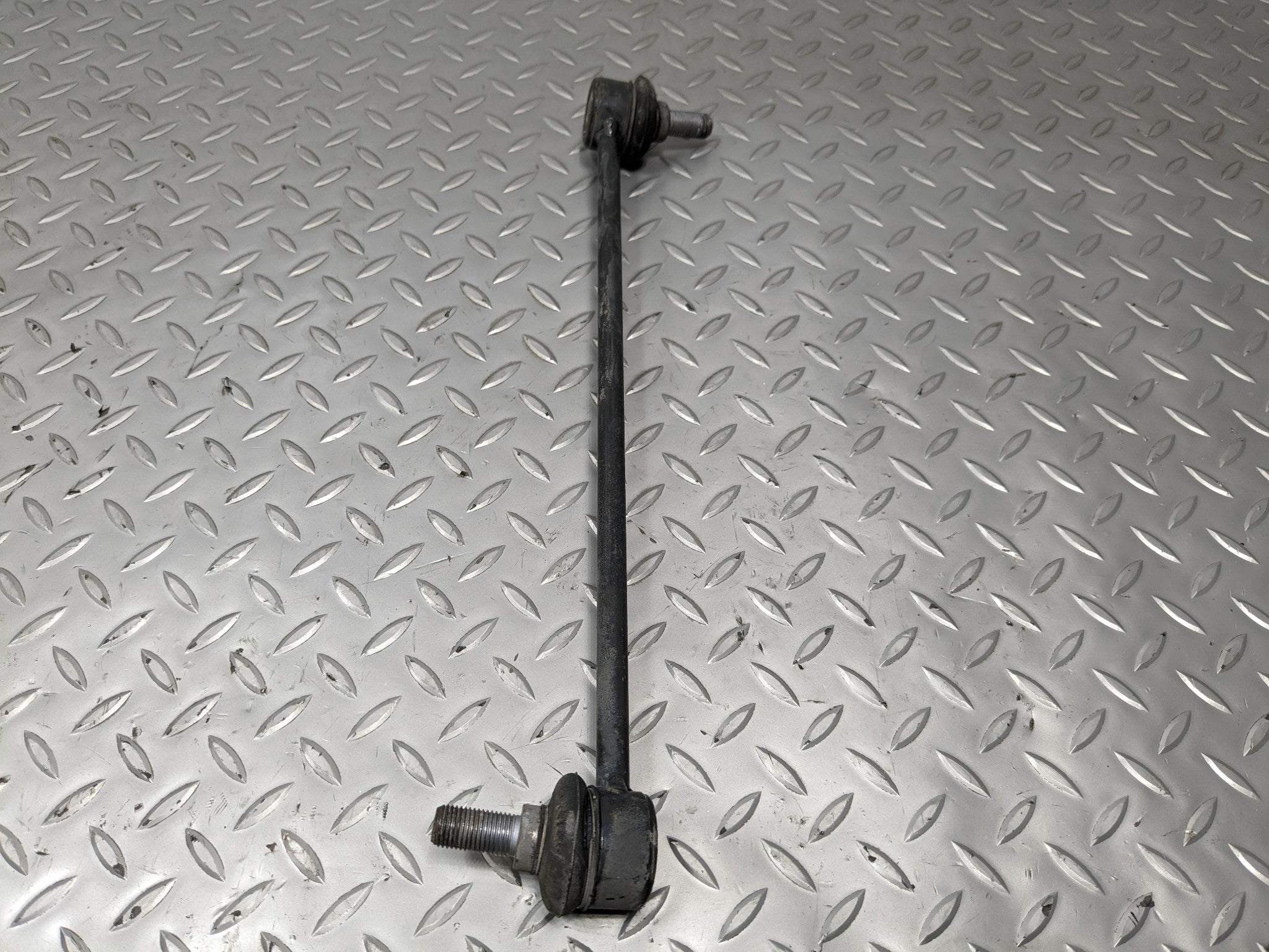 2013 - 2016 HYUNDAI SANTA FE OEM STABILIZER SWAY BAR LINK FRONT LEFT DRIVER SIDE