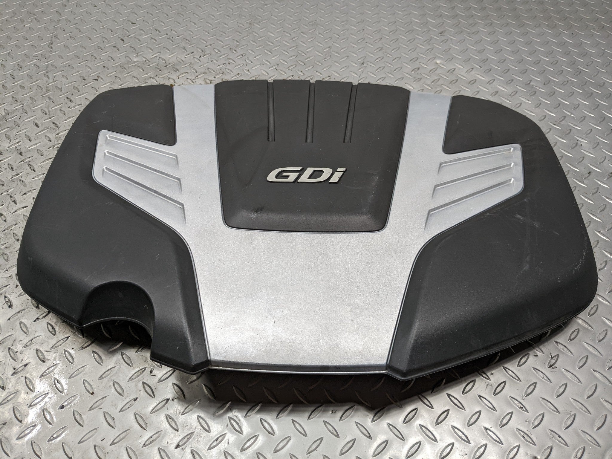 2013 - 2016 HYUNDAI SANTA FE OEM ENGINE COVER APPEARANCE TRIM PANEL