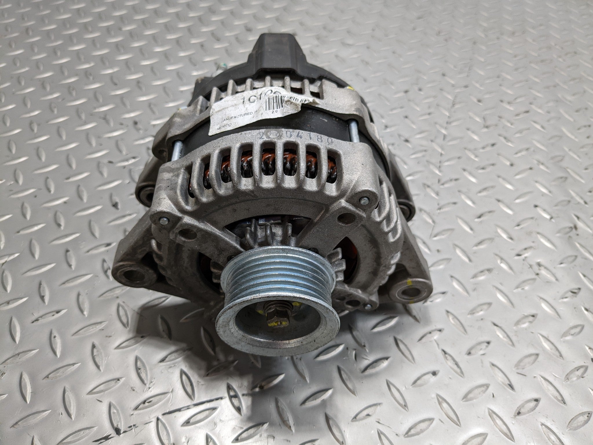 2013 - 2016 HYUNDAI SANTA FE OEM ALTERNATOR POWER GENERATOR ASSEMBLY