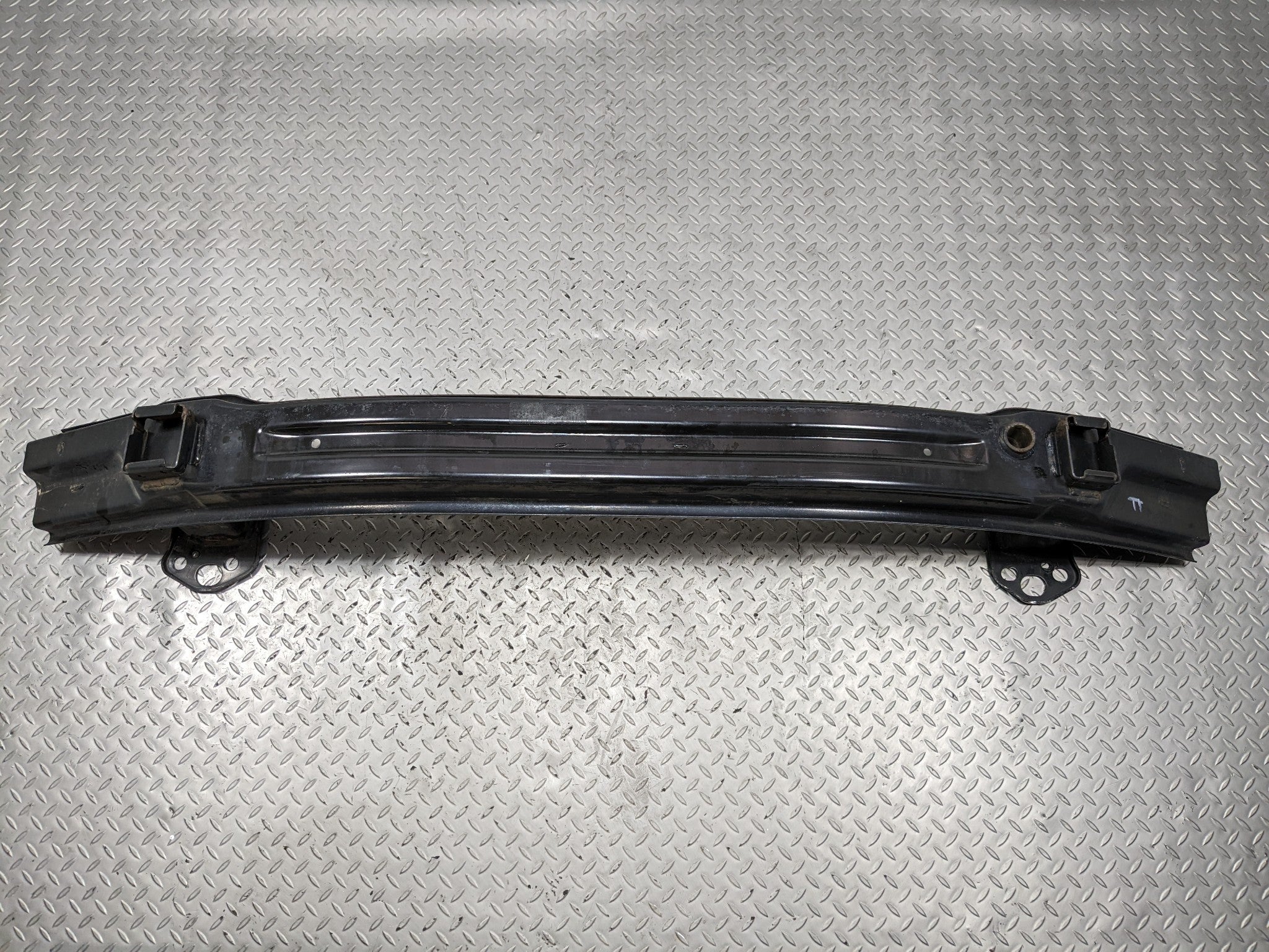 2013 - 2016 HYUNDAI SANTA FE OEM FRONT BUMPER REINFORCEMENT IMPACT BEAM REBAR