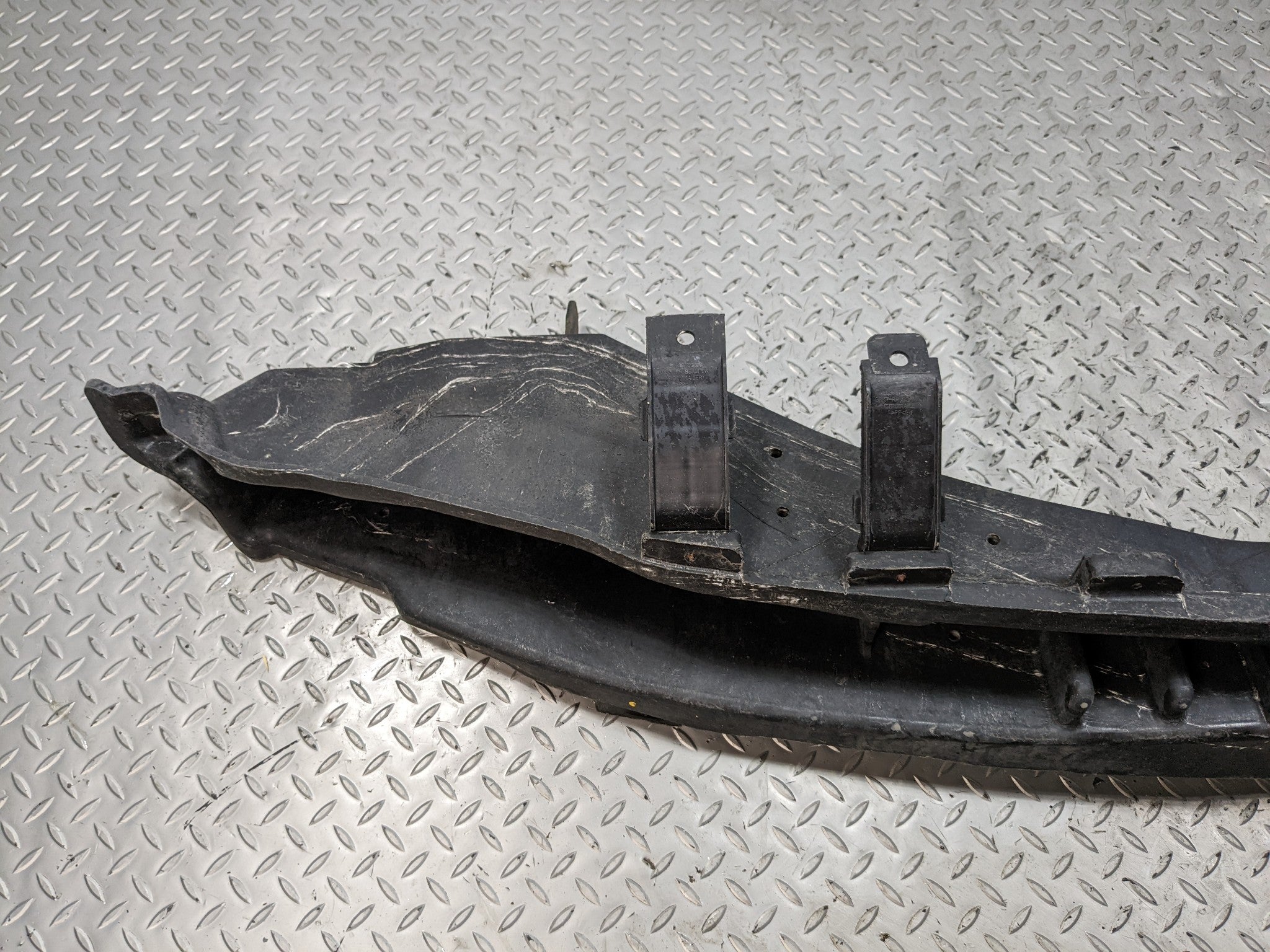 2013 - 2016 HYUNDAI SANTA FE OEM REAR BUMPER REINFORCEMENT IMPACT BEAM REBAR
