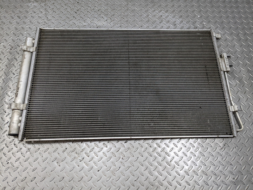 2013 - 2016 HYUNDAI SANTA FE OEM 3.3L AC AIR CONDITIONING CONDENSER RADIATOR