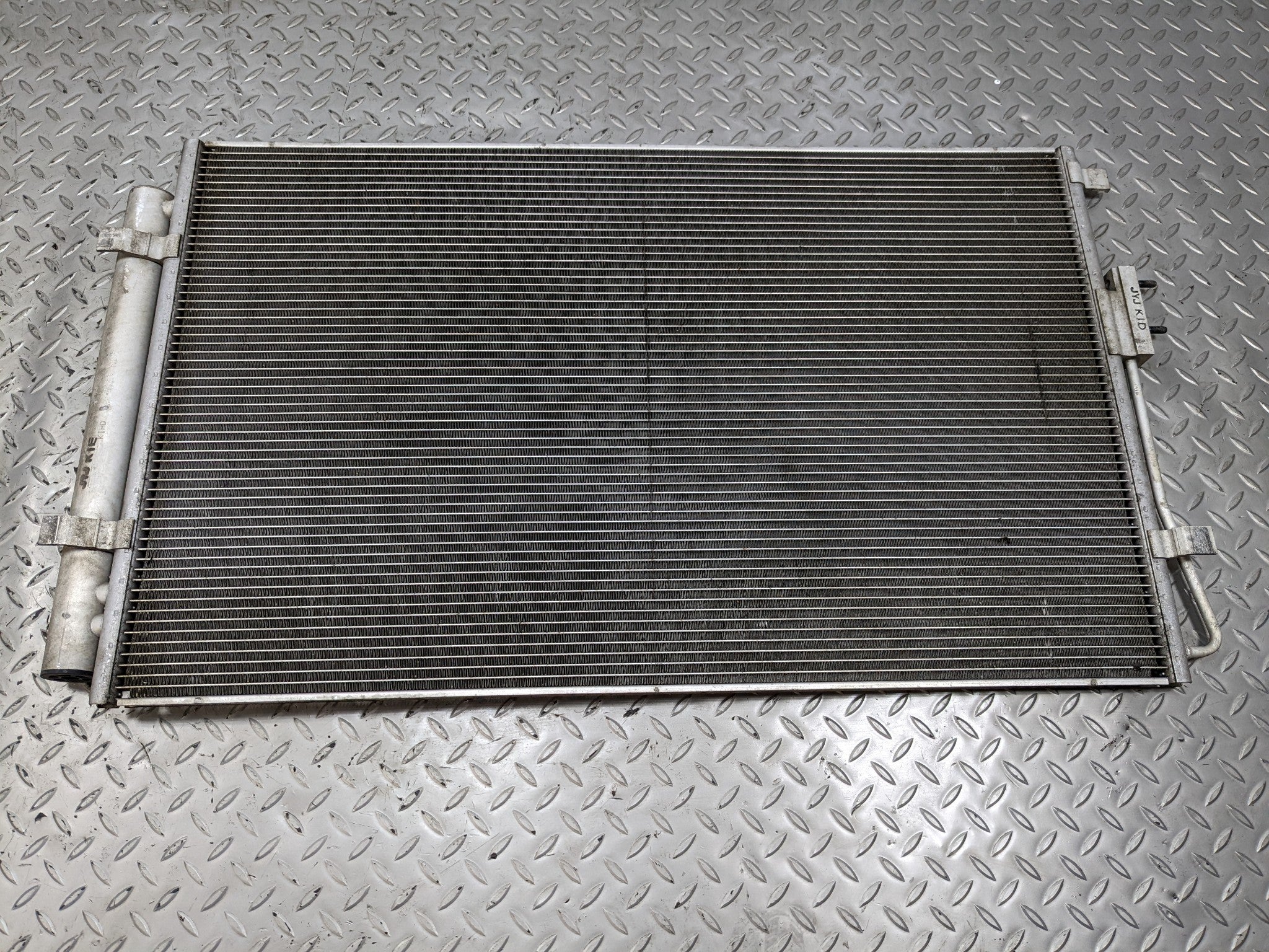 2013 - 2016 HYUNDAI SANTA FE OEM 3.3L AC AIR CONDITIONING CONDENSER RADIATOR