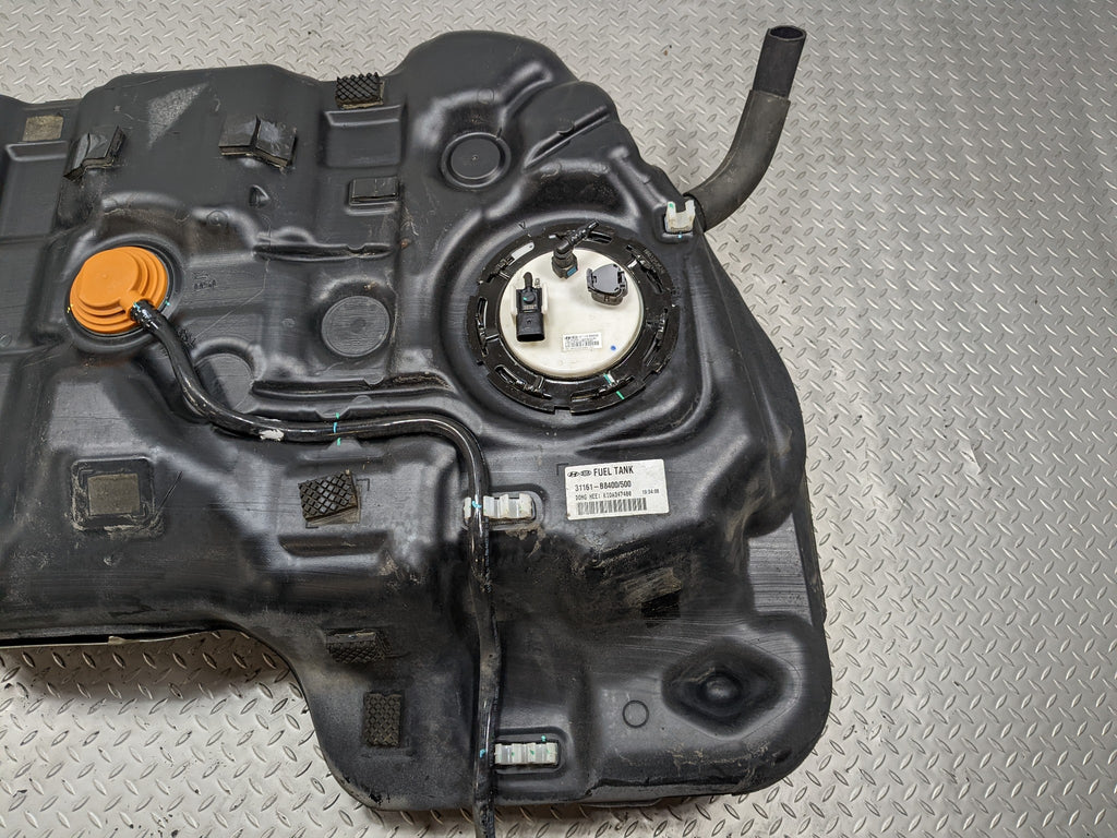 2013 - 2016 HYUNDAI SANTA FE OEM GASOLINE FUEL TANK RESERVIOR ASSEMBLY